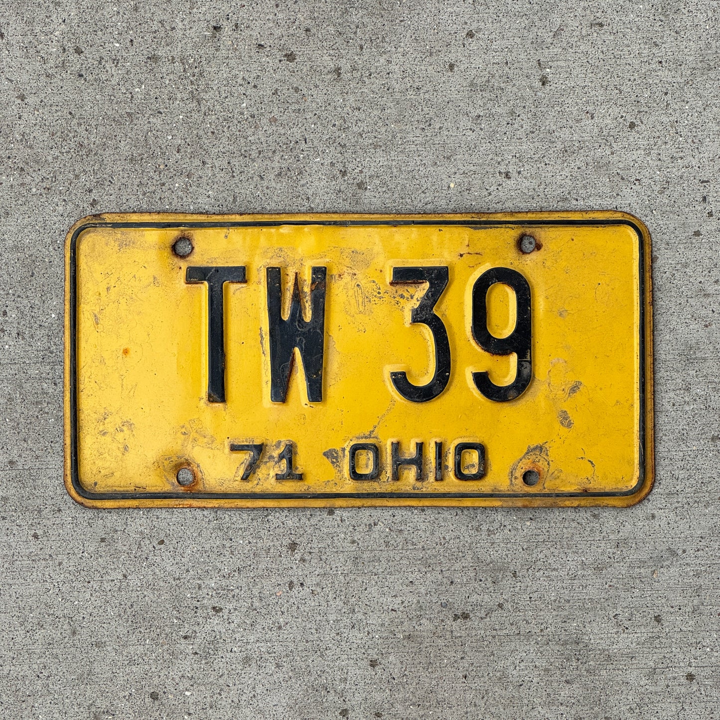 Photo of a 1971 Ohio License Plate Auto Tag Garage Decor Vintage TW 39 with original patina