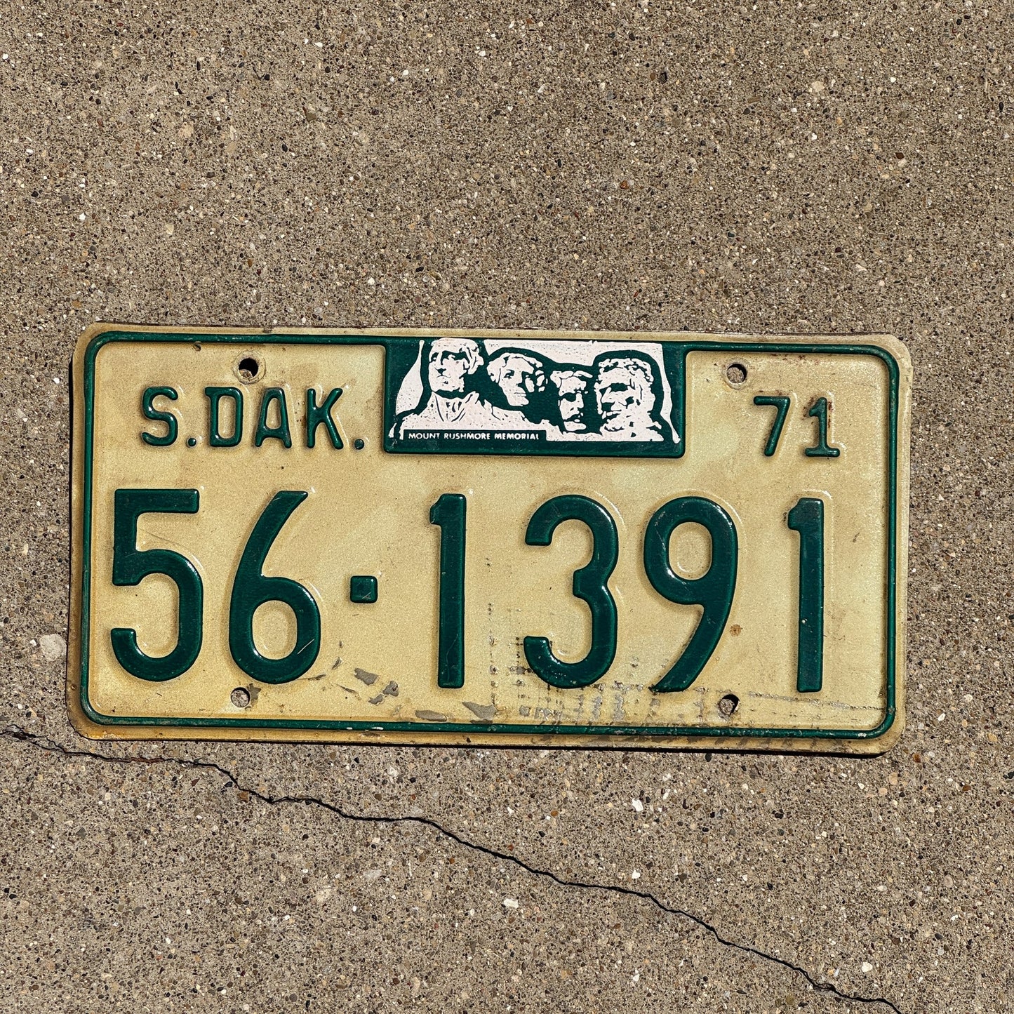 Photo of a 1971 South Dakota License Plate Auto Tag Garage Decor Vintage Sanborn 56 1391