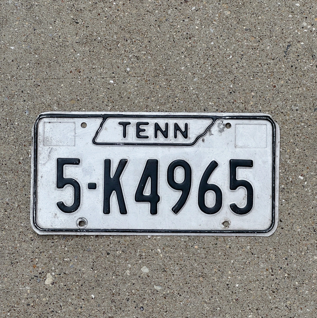 Photo of a 1971 Tennessee License Plate Auto Tag Garage Decor Vintage 5 K4965 with original patina