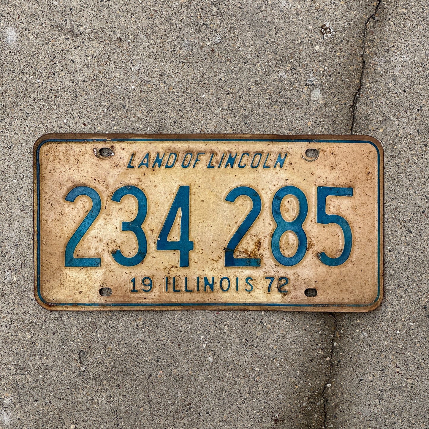 Photo of a 1972 Illinois License Plate Auto Tag 2 Vintage Garage 234 285 with original patina