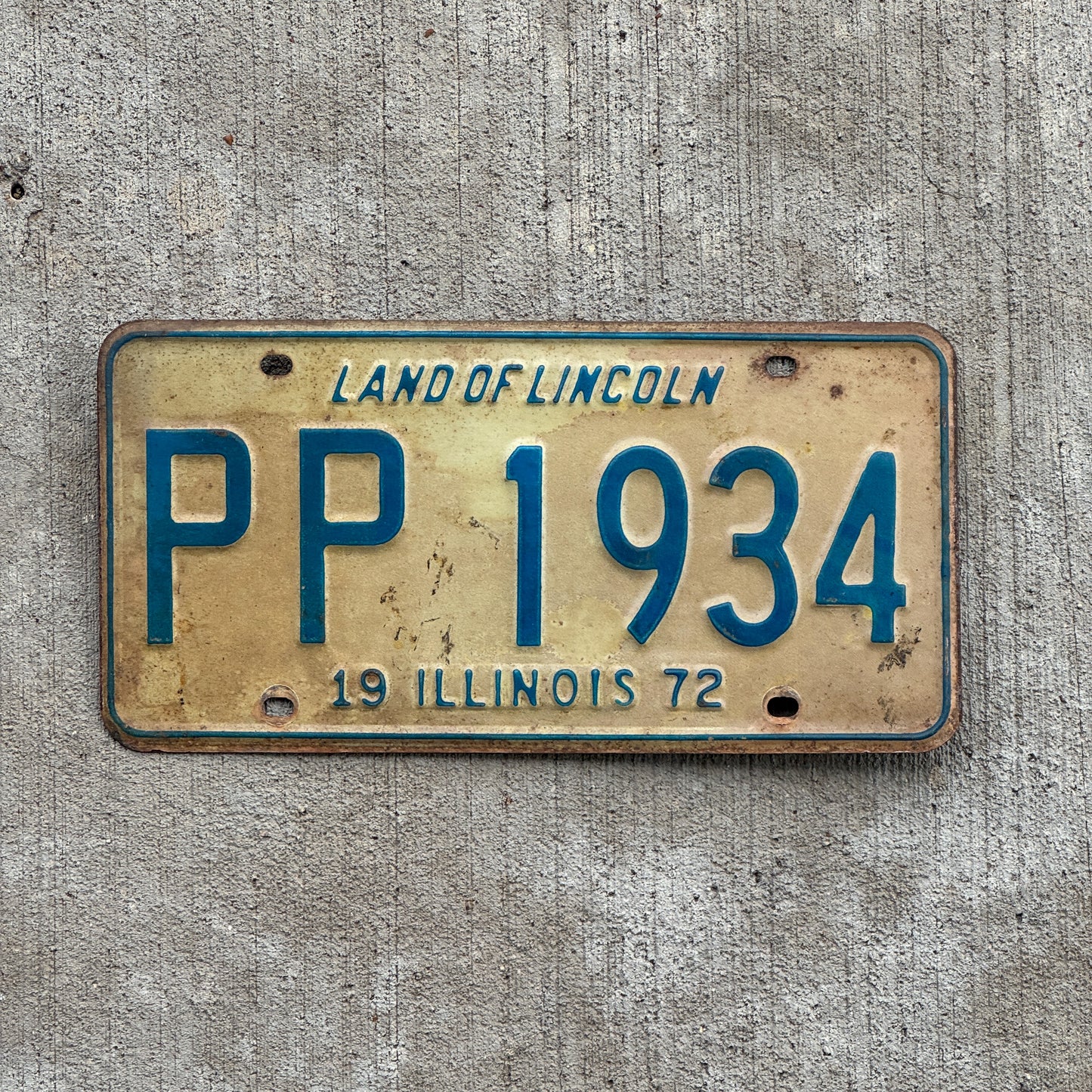 Photo of a 1972 Illinois License Plate Auto Tag Garage Decor Vintage Birth Year PP 1934 with original patina