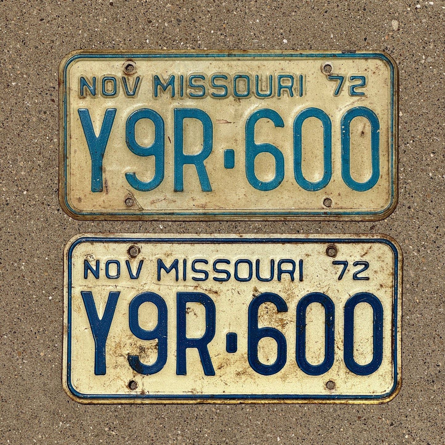 Photo of a 1972 Missouri License Plate Pair Auto Tag Garage Decor Vintage Y9R 600