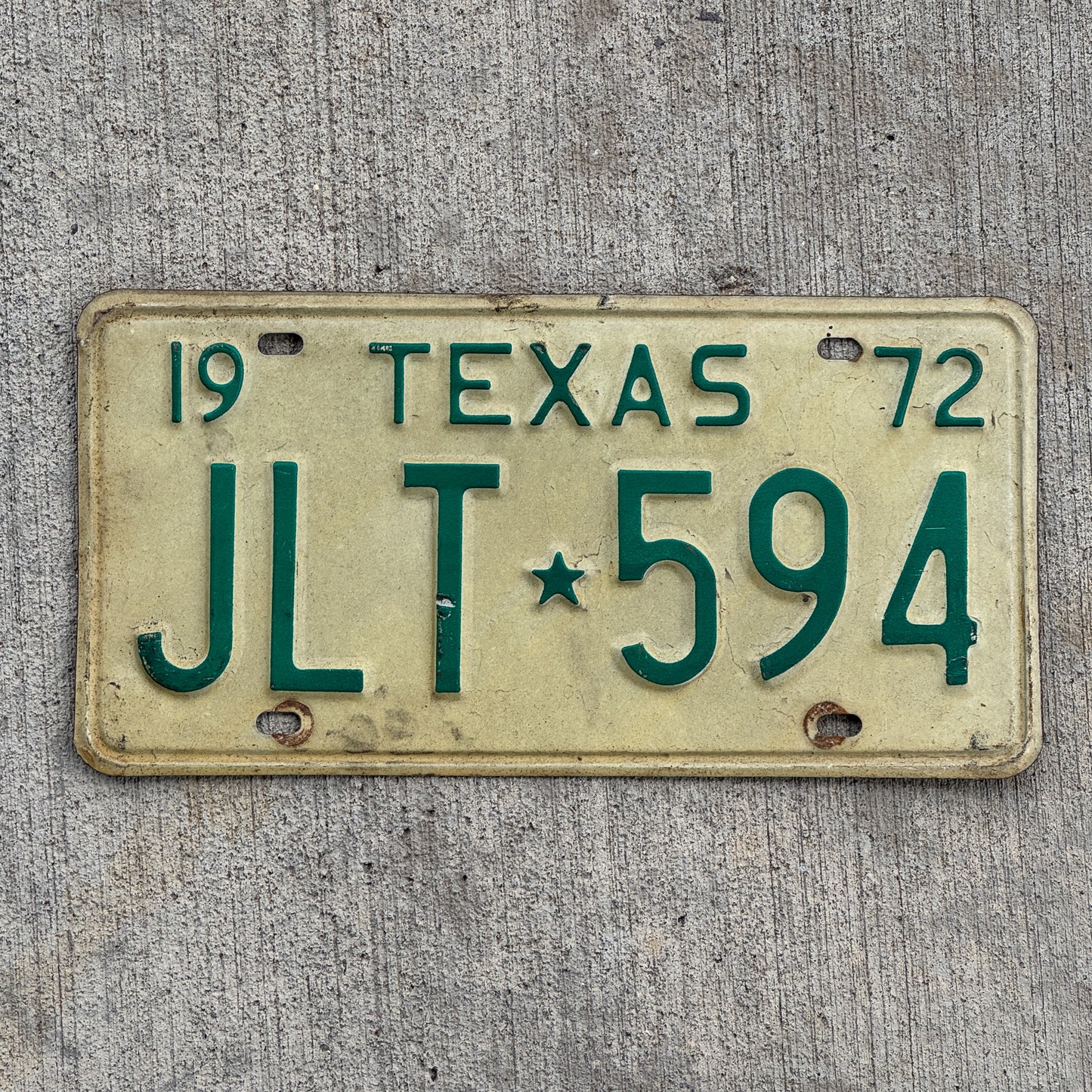 Photo of a 1972 Texas License Plate Auto Tag Garage Decor Vintage JLT 594 with original patina
