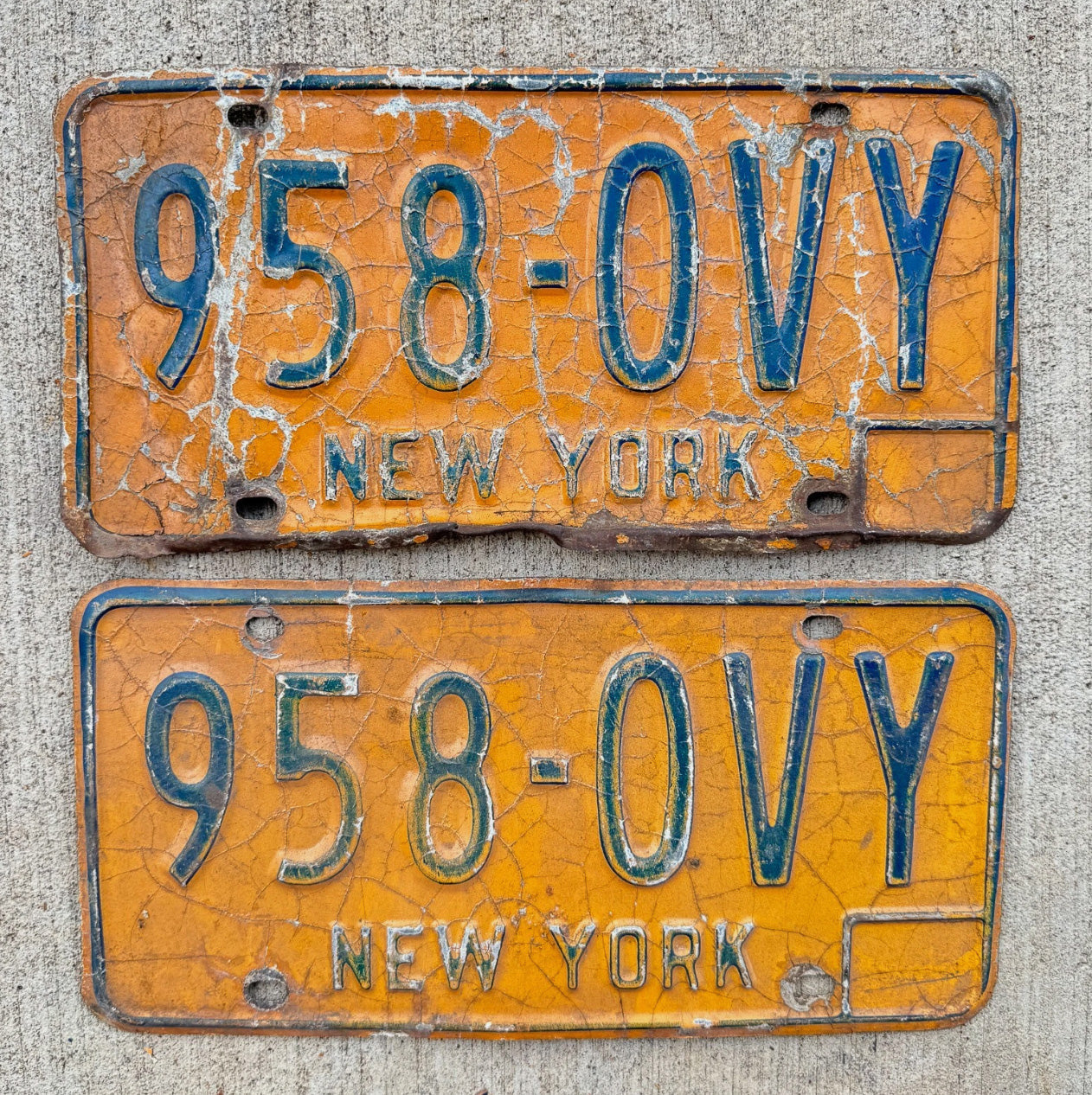 Photo of a 1973 1986 New York License Plate Pair Auto Tag Garage Decor Vintage YOM 958 OVY