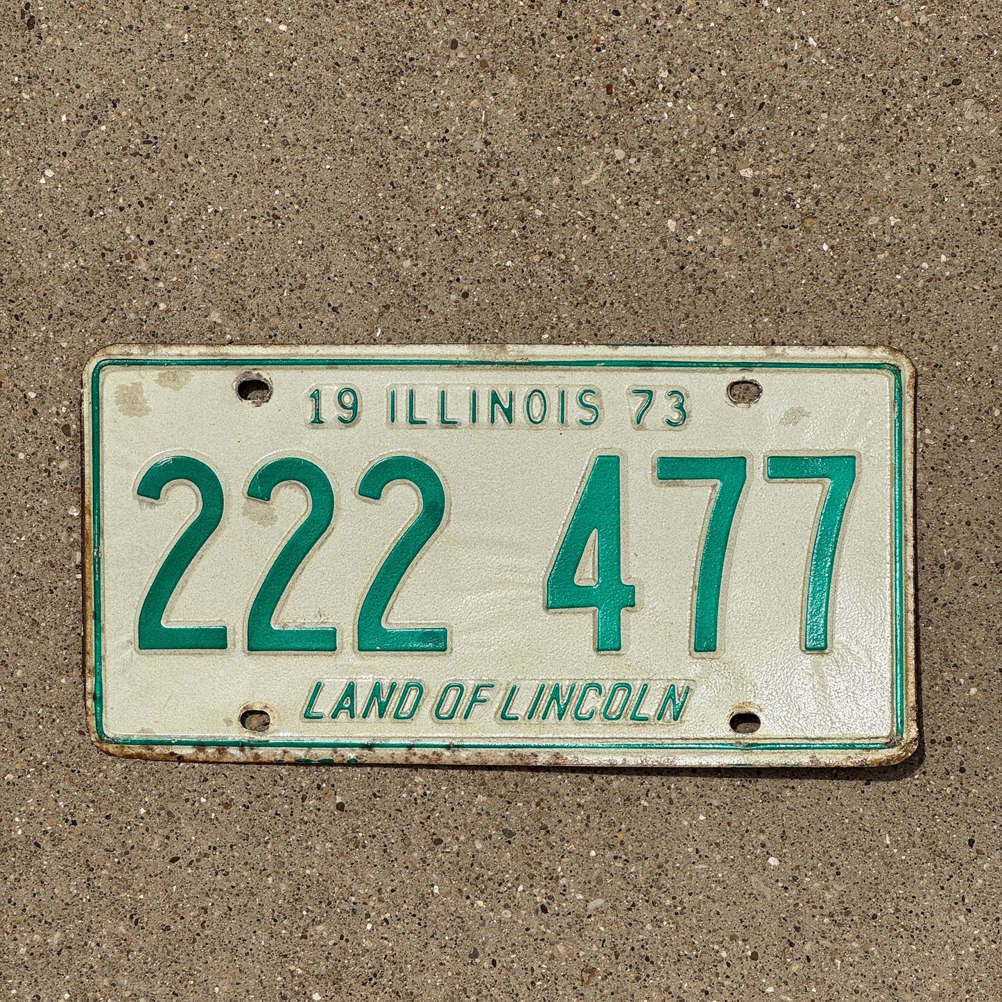 Photo of a 1973 Illinois License Plate Auto Tag Garage Decor Vintage Repeat Repeating 222 477