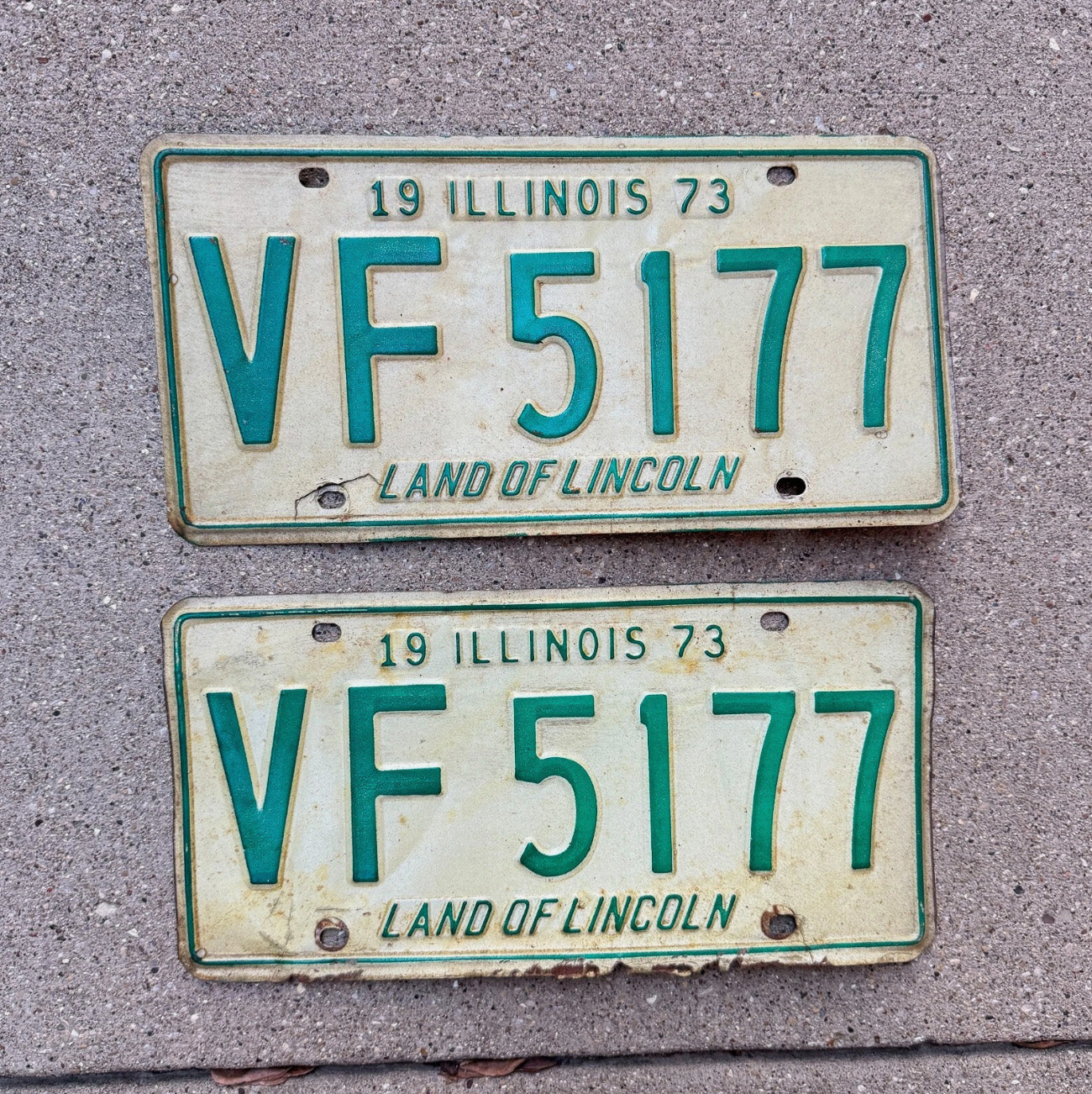 Photo of a 1973 Illinois License Plate Pair Auto Tag Garage Decor Vintage YOM VF 5177