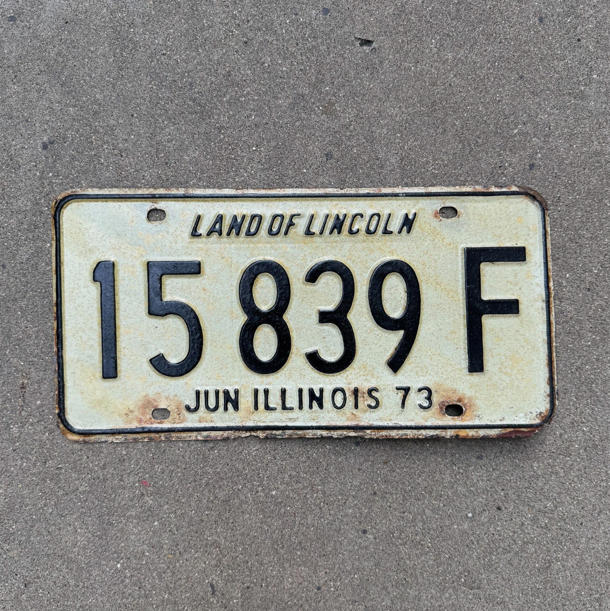 Photo of a 1973 Illinois TRUCK License Plate Auto Tag Garage Decor Vintage License Plate Auto Tag Garage Decor 15839 F