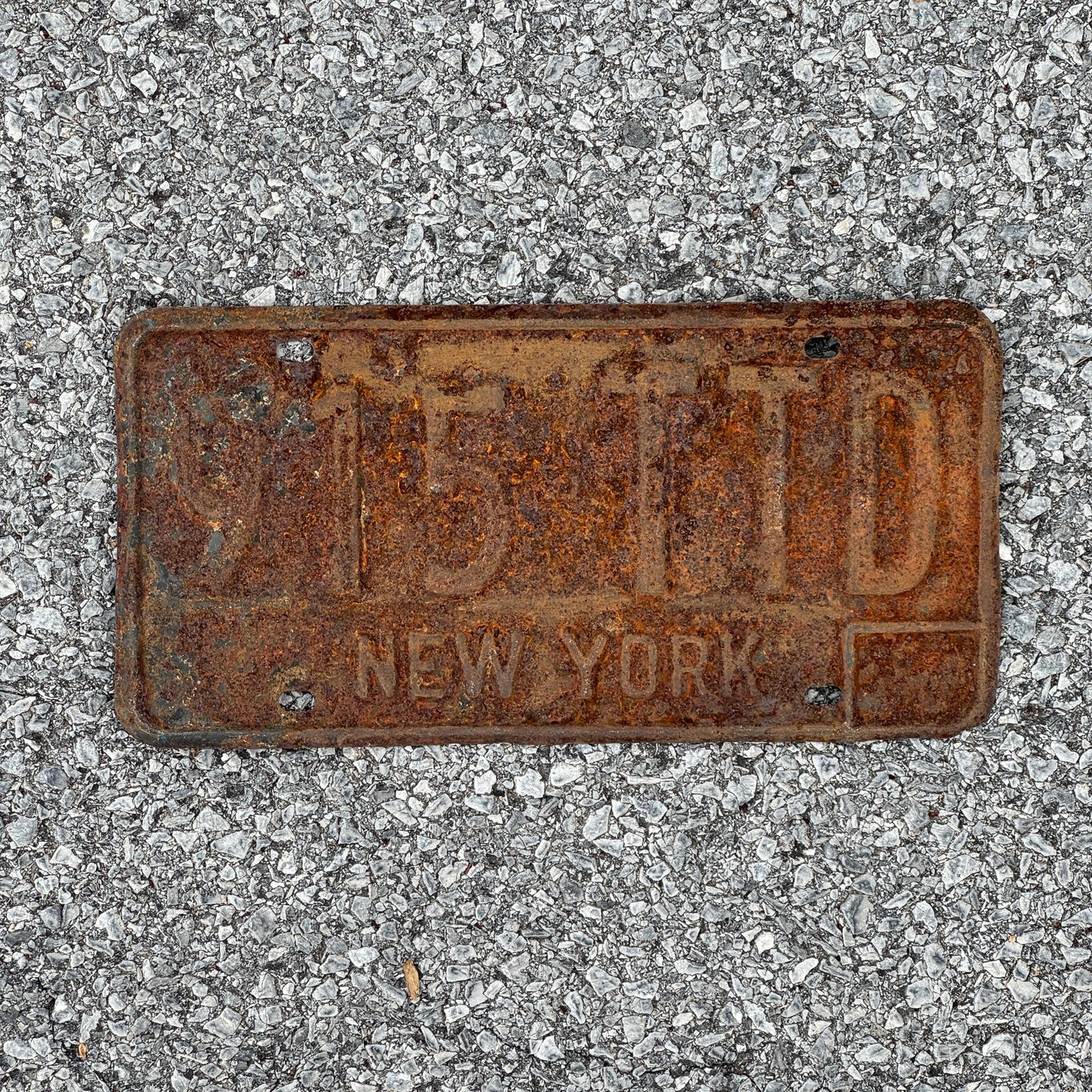 Photo of a 1973 New York License Plate Auto Tag Garage Decor Vintage 915 TTD
