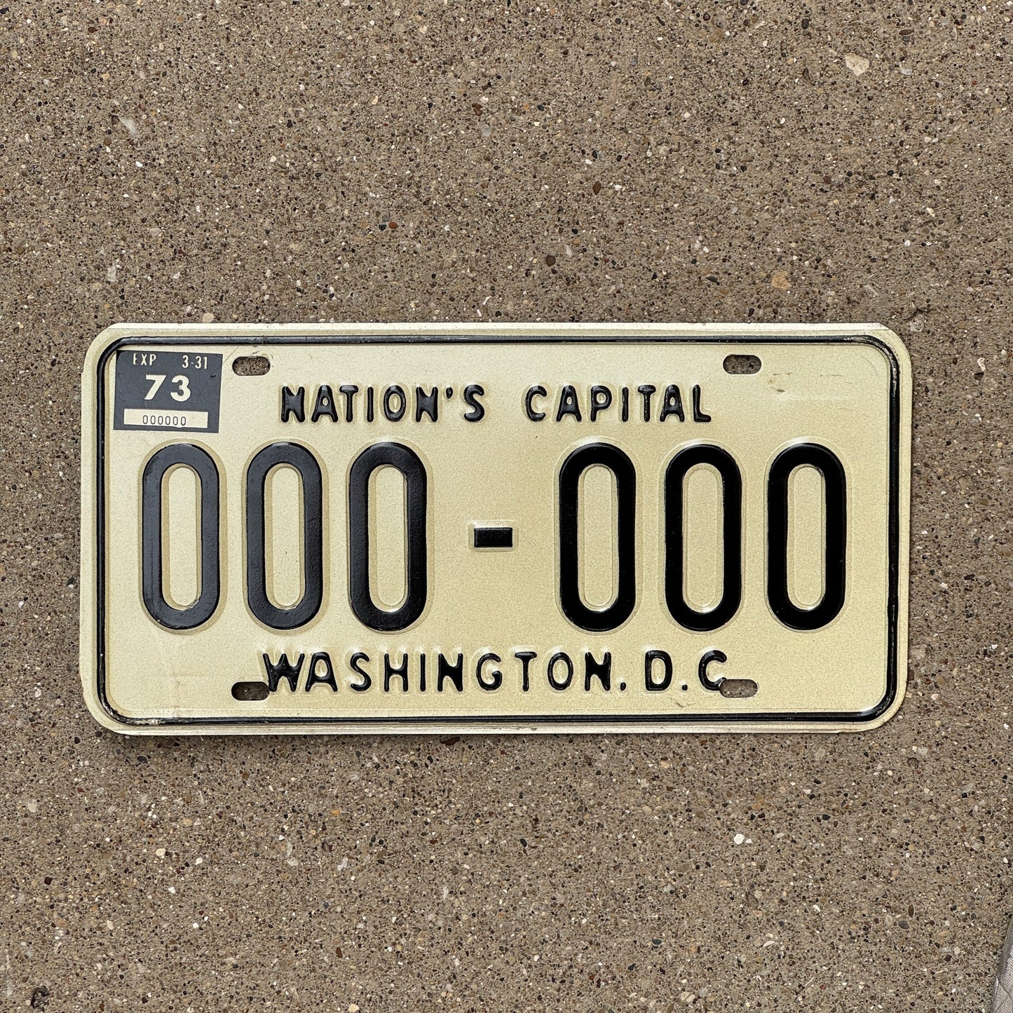 Photo of a 1973 Washington DC SAMPLE License Plate Auto Tag Garage Decor Vintage 000 000