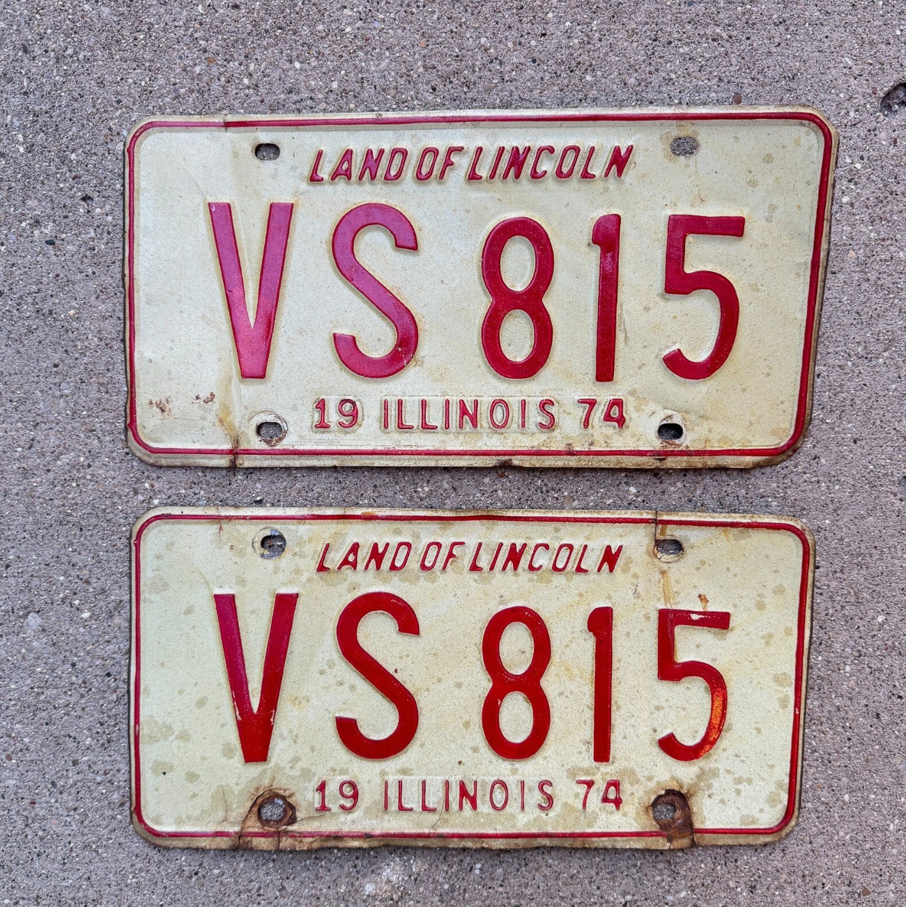 Photo of a 1974 Illinois License Plate Pair Auto Tag Garage Decor Vintage YOM VS 815