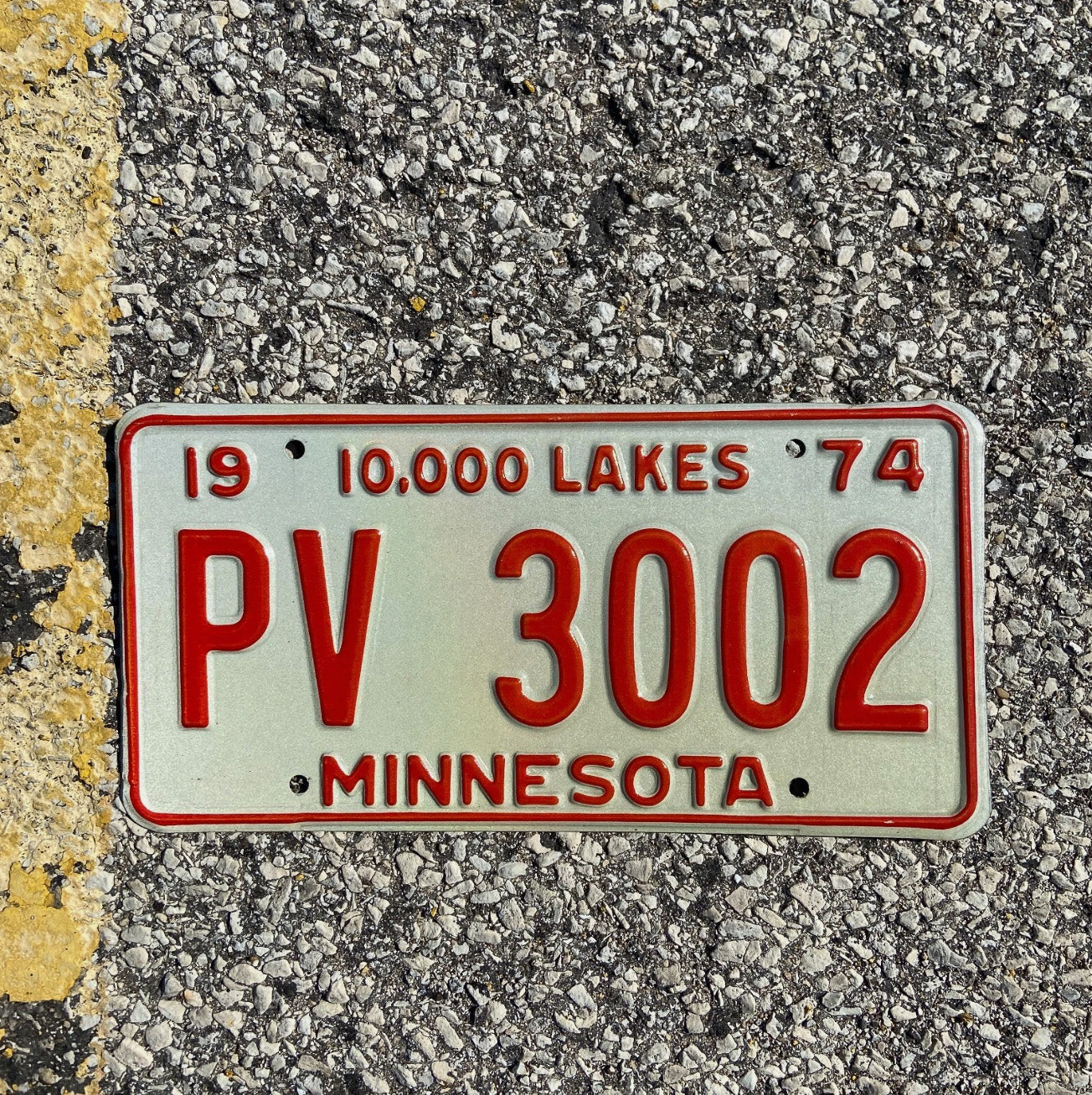 Photo of a 1974 Minnesota License Plate Auto Tag 2 Garage Decor PV 3002
