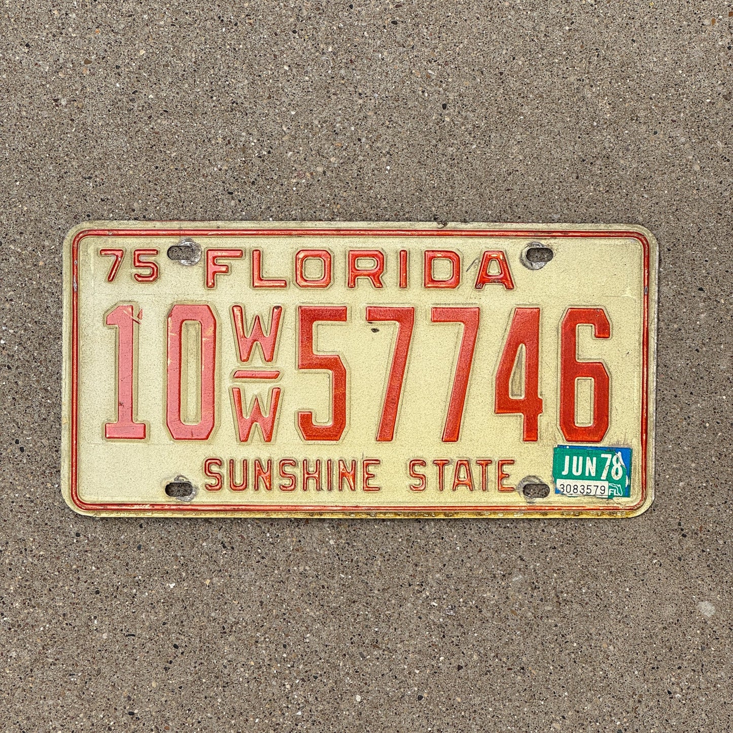Photo of a 1975 Florida License Plate Auto Tag Garage Decor Vintage 10 WW 57746