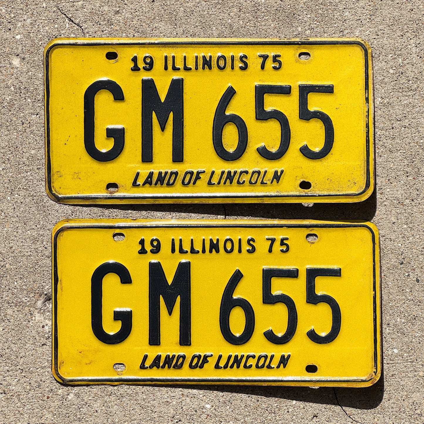 Photo of a 1975 Illinois License Plate Pair Auto Tag Garage Decor Vintage Chevy Impala GM 655