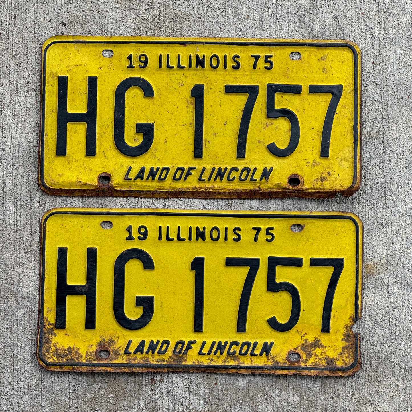 Photo of a 1975 Illinois License Plate Pair Auto Tag Garage Decor Vintage HG 1757 with original patina