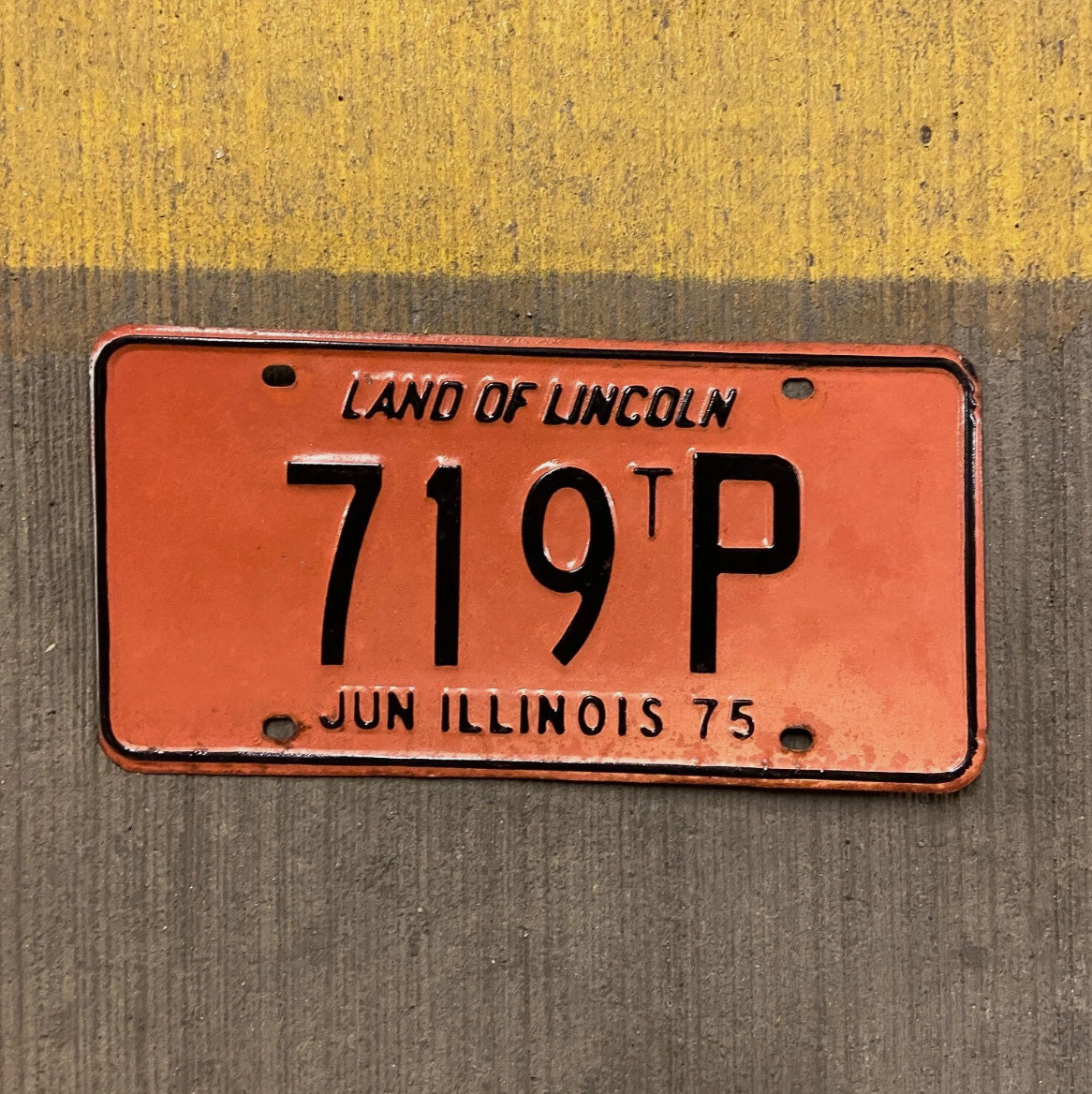 Photo of a 1975 Illinois TRUCK TRACTOR License Plate Auto Tag Garage Decor Vintage License Plate Garage Auto Car Three Digit 719 tP