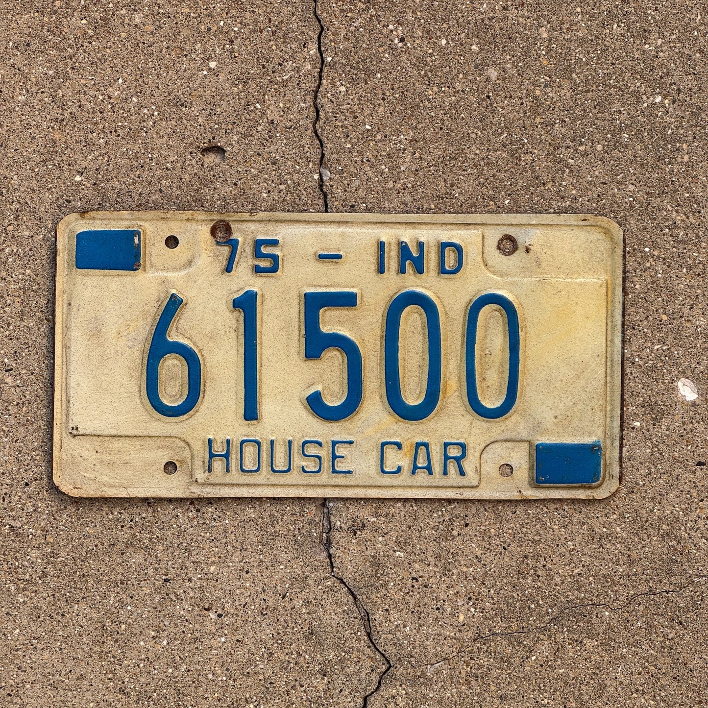 Photo of a 1975 Indiana House Car License Plate Auto Tag Garage Decor Vintage 61500