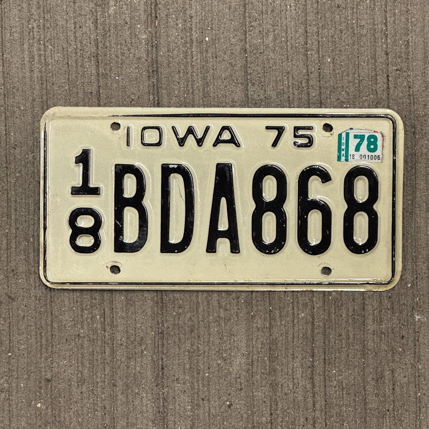 Photo of a 1975 Iowa License Plate Auto Tag Garage Decor Vintage 18 BDA 868
