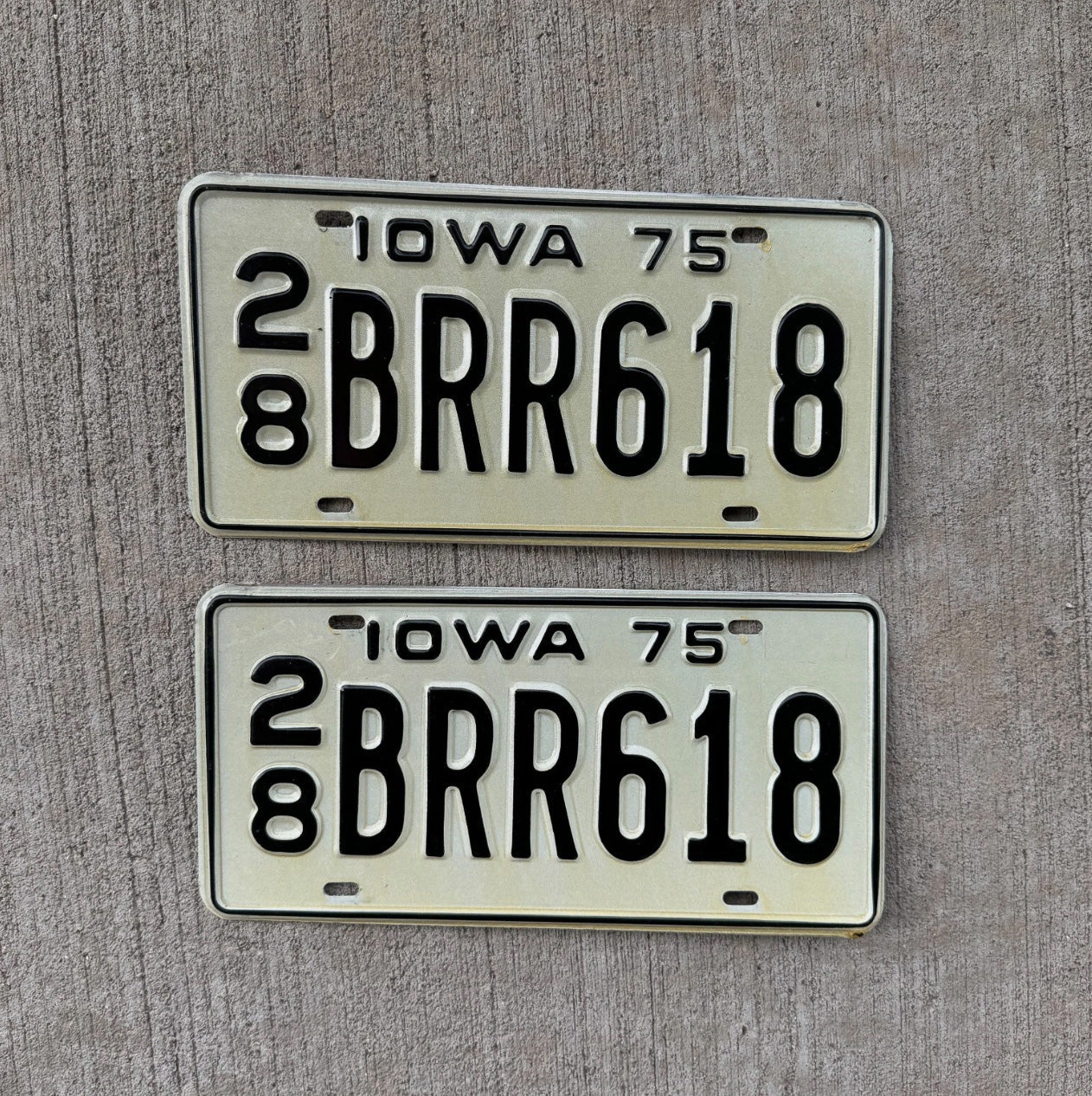 Photo of a 1975 Iowa License Plate Pair Auto Tag Garage Decor Vintage Cold Snow BRR 618