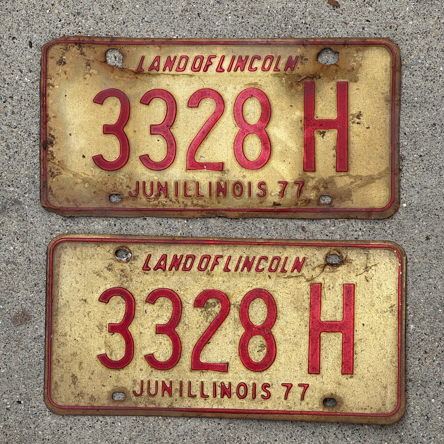Photo of a 1976 1977 Illinois Truck License Plate Pair Auto Tag Garage Decor Vintage 3328 H with original patina