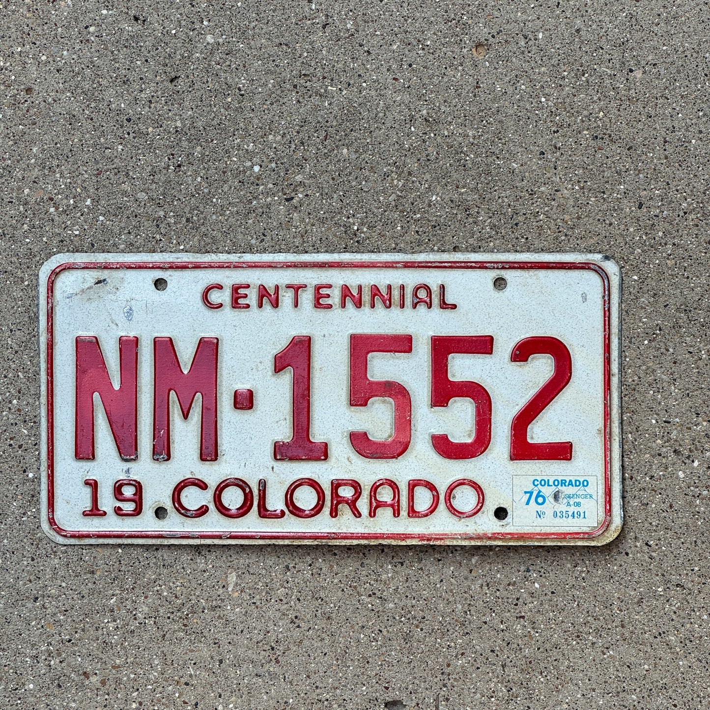 Photo of a 1976 Colorado License Plate Auto Tag Garage Decor Vintage NM 1552