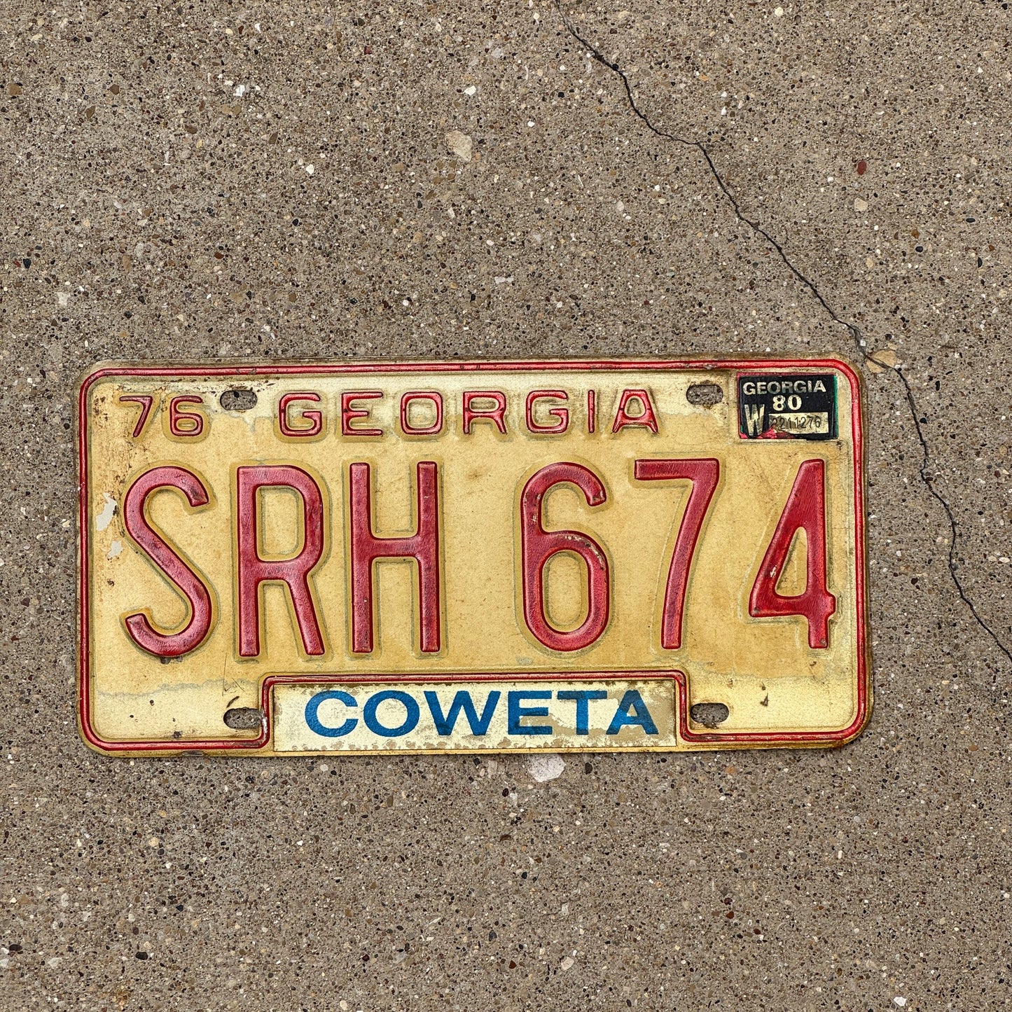 Photo of a 1976 Georgia License Plate Auto Tag Garage Decor Vintage Coweta County SRH 674