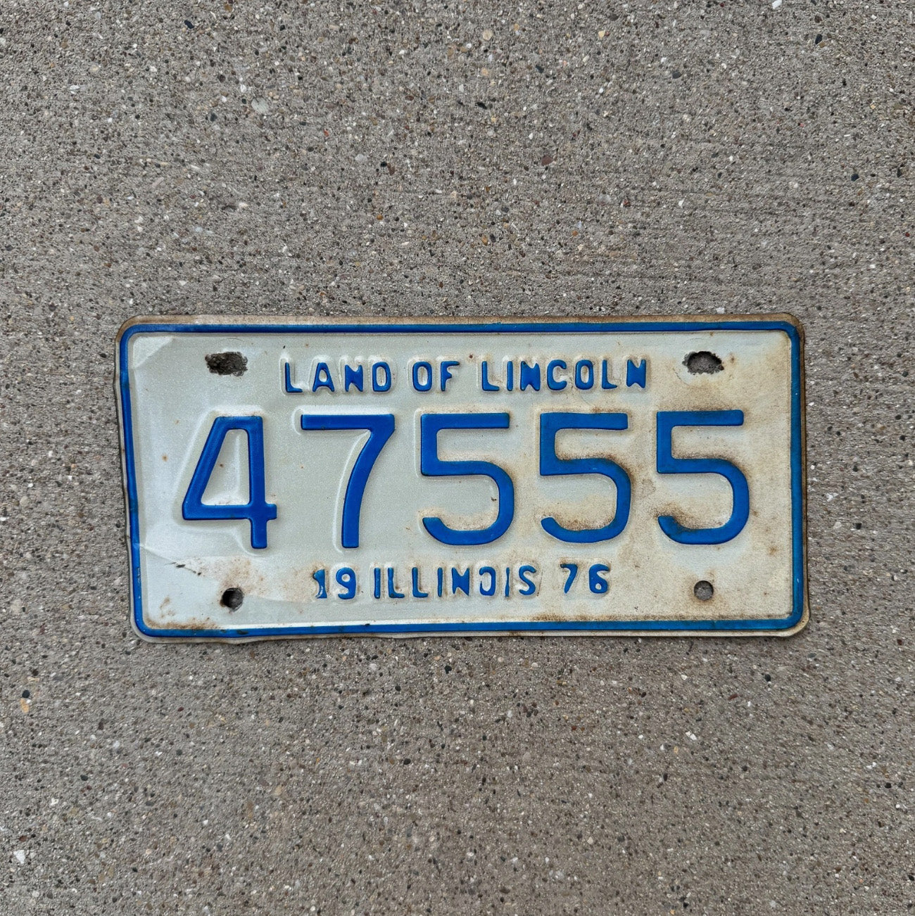 Photo of a 1976 Illinois Motorcycle License Plate Auto Tag Garage Decor Vintage Bike Repeat 47 555