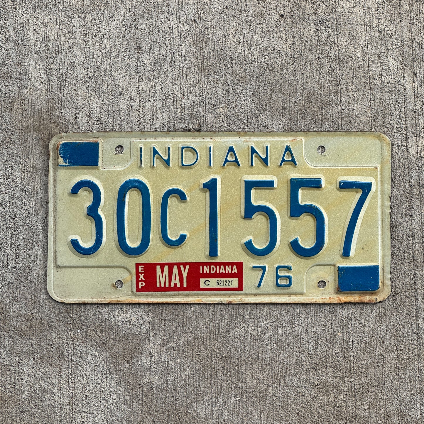 Photo of a 1976 Indiana License Plate Auto Tag Garage Decor Vintage 30 C 1557 with original patina