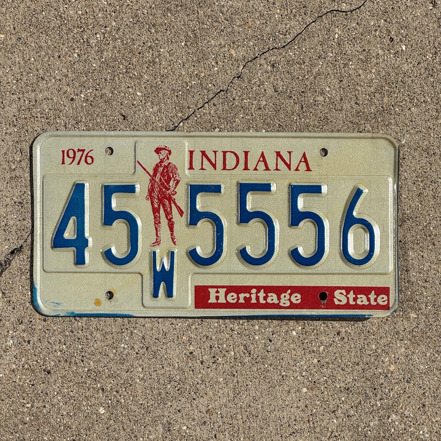 Photo of a 1976 Indiana License Plate Auto Tag Garage Decor Vintage 45 5556