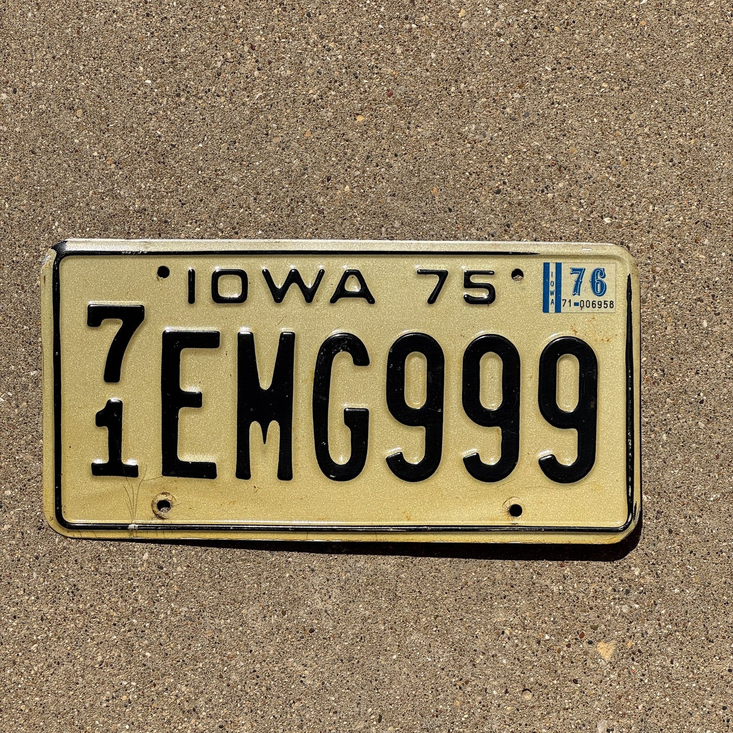 Photo of a 1976 Iowa License Plate Auto Tag Garage Decor Vintage Repeat Repeating 71 EMG 999