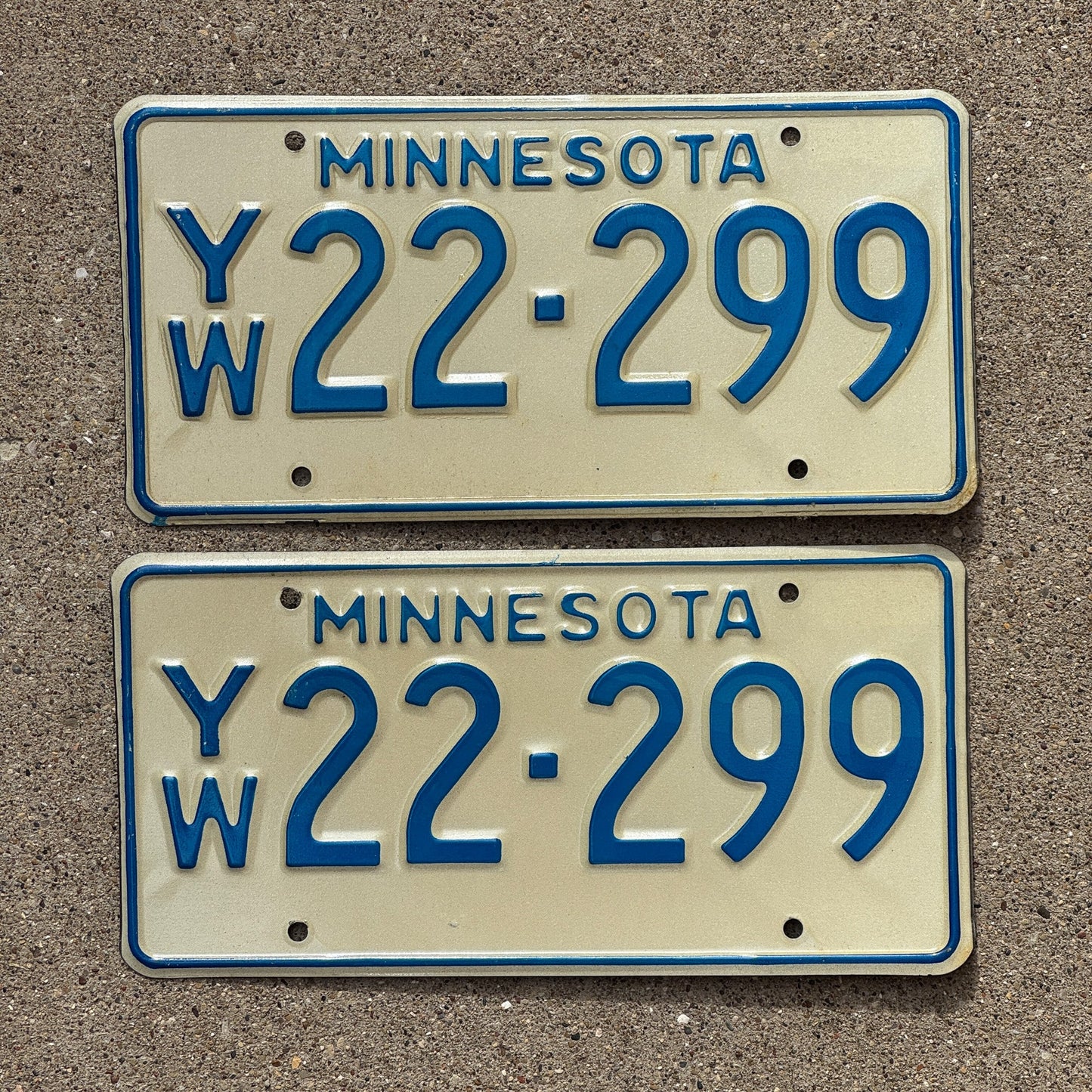 Photo of a 1976 Minnesota TRUCK License Plate Pair Auto Tag Garage Decor Vintage Full House YW 22299