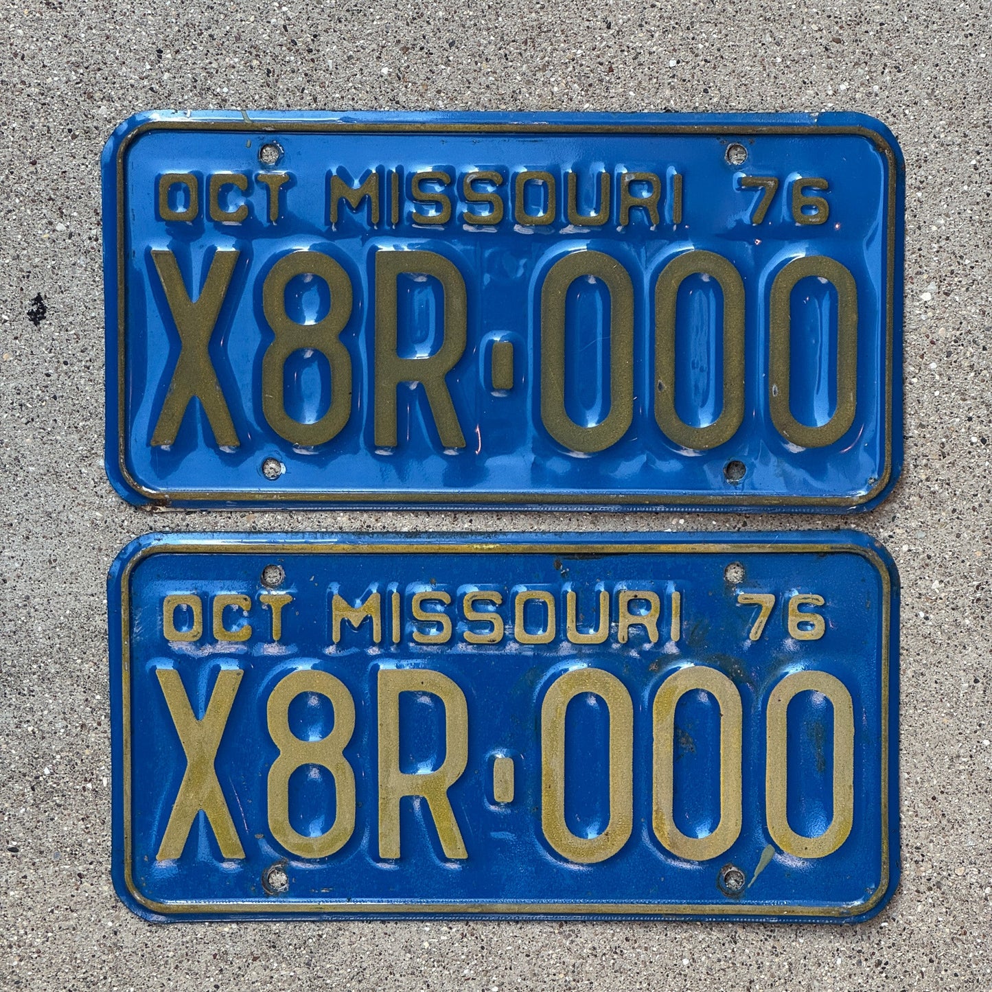 Photo of a 1976 Missouri License Plate Pair Auto Tag Garage Decor Vintage Fun Number X8R 000