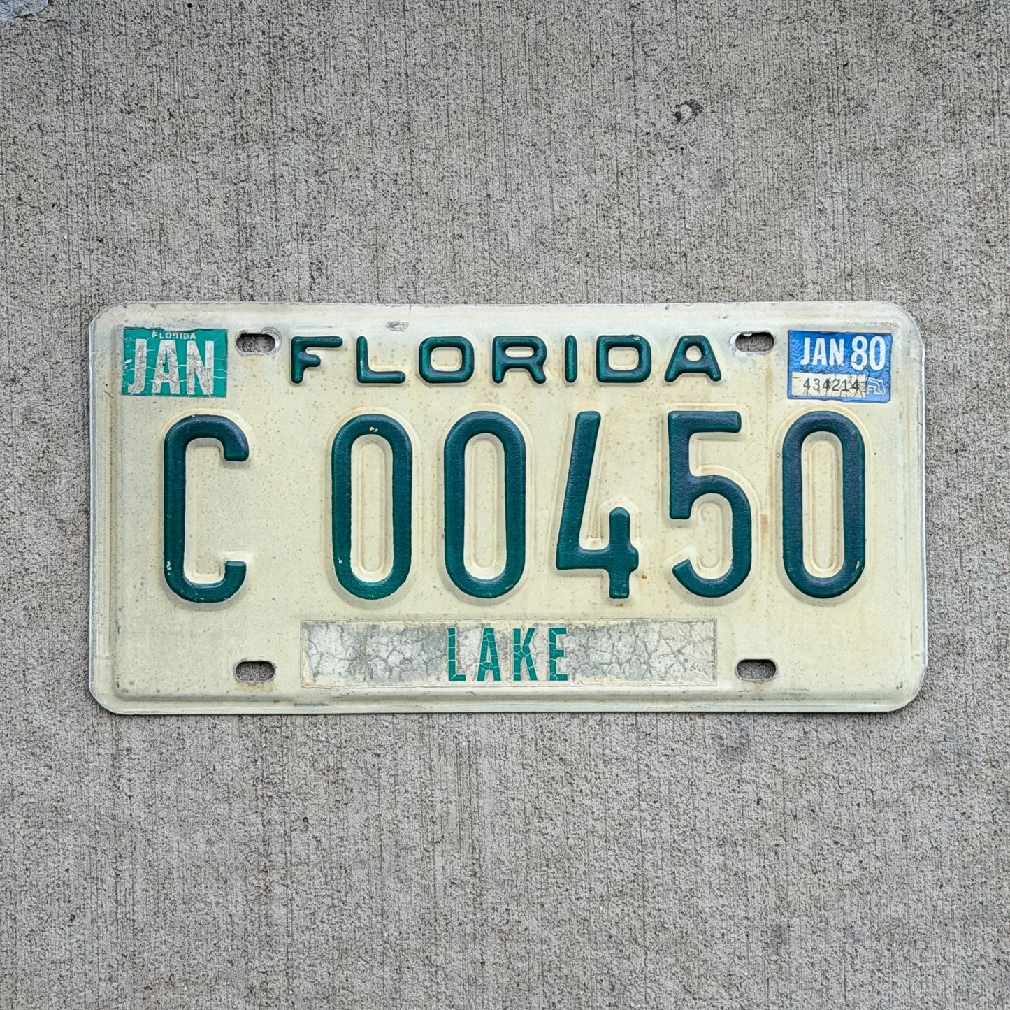 Photo of a 1977 1980 Florida Trailer License Plate Auto Tag Garage Decor Vintage C 00450 with original patina