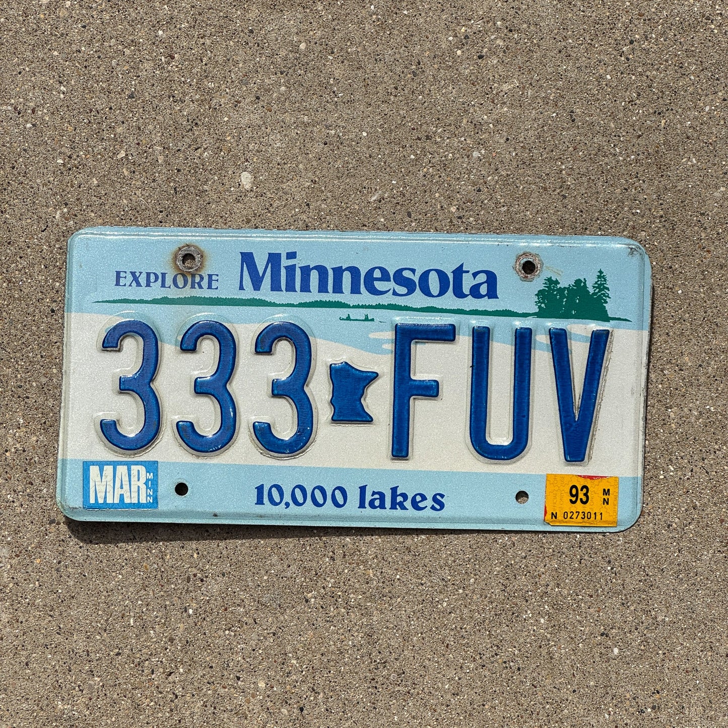 Photo of a 1977 1993 Minnesota License Plate Auto Tag Garage Decor Vintage Repeat Repeating 333 FUV