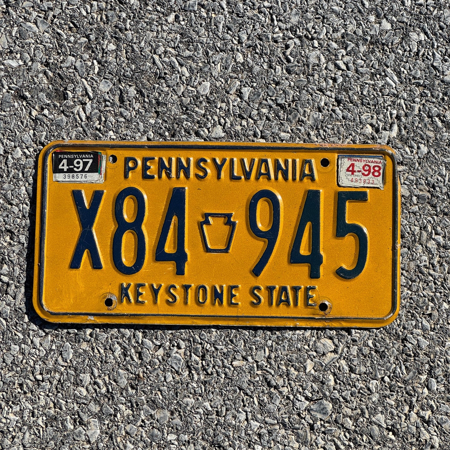Photo of a 1977 1998 Pennsylvania License Plate Auto Tag Garage Decor Vintage X 84945