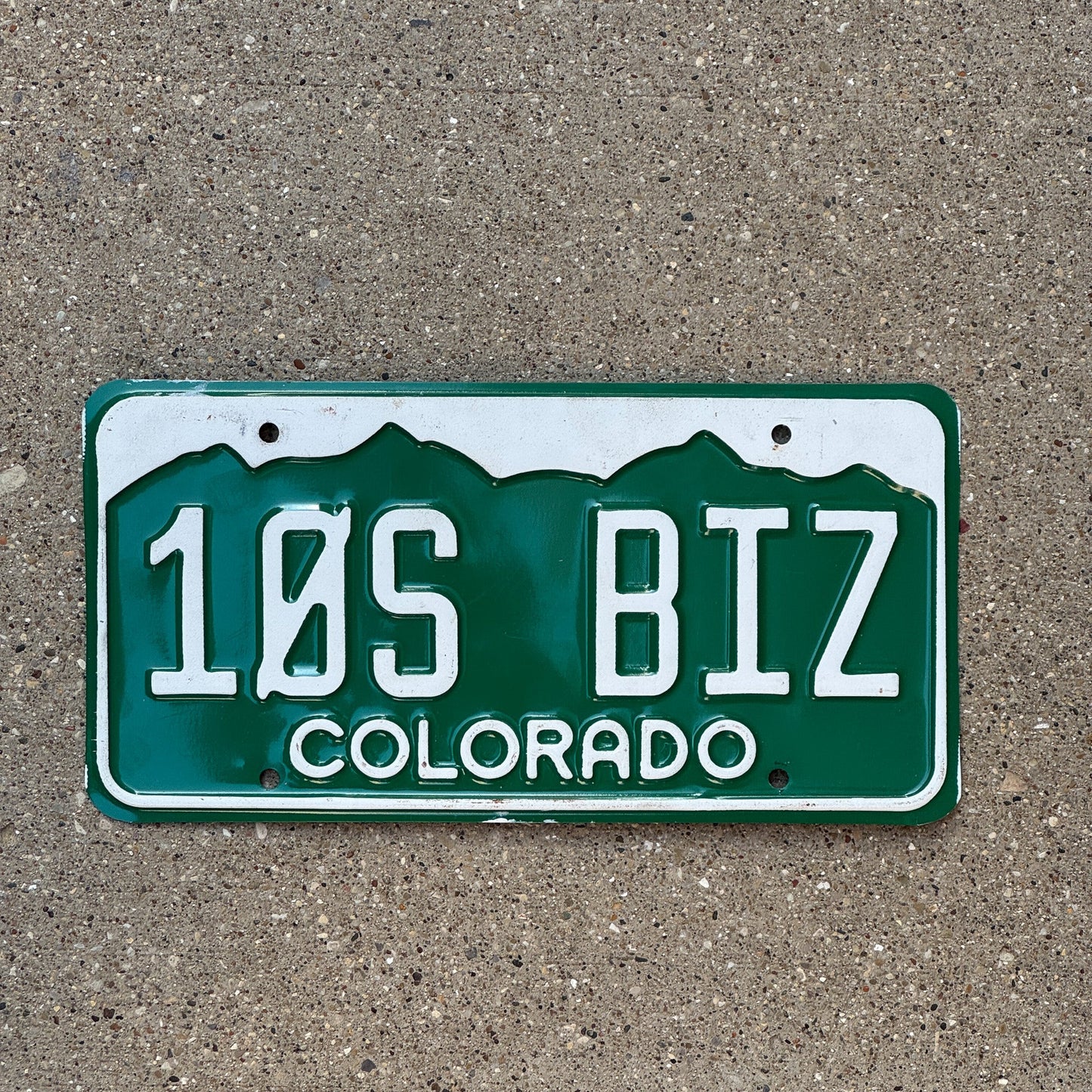 Photo of a 1977 Colorado Ham Radio License Plate Auto Tag 1 Garage Decor 10S BIZ