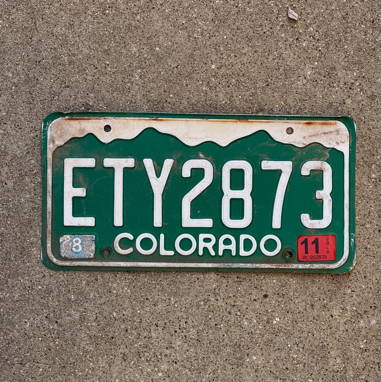 Photo of a 1977 Colorado License Plate Auto Tag Garage Decor ETY 2873