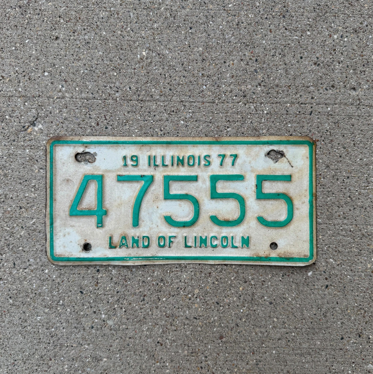 Photo of a 1977 Illinois Motorcycle License Plate Auto Tag Garage Decor Vintage Bike Repeat 47 555