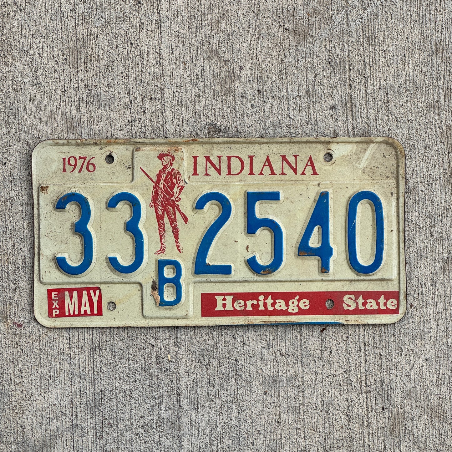 Photo of a 1977 Indiana License Plate Auto Tag Garage Decor Vintage 33 B 2540 with original patina