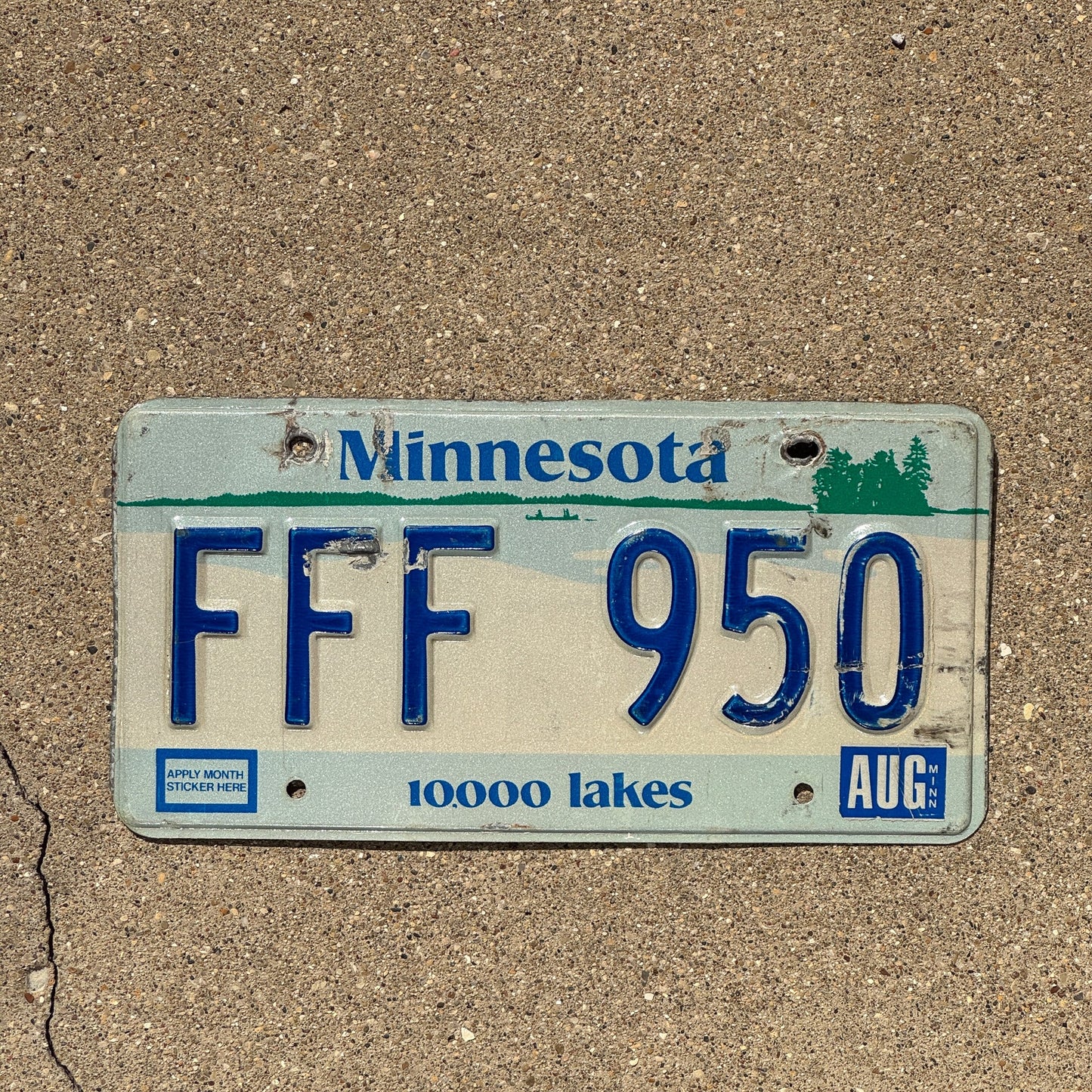 Photo of a 1977 Minnesota License Plate Auto Tag Garage Decor Vintage Repeat Repeating FFF 950
