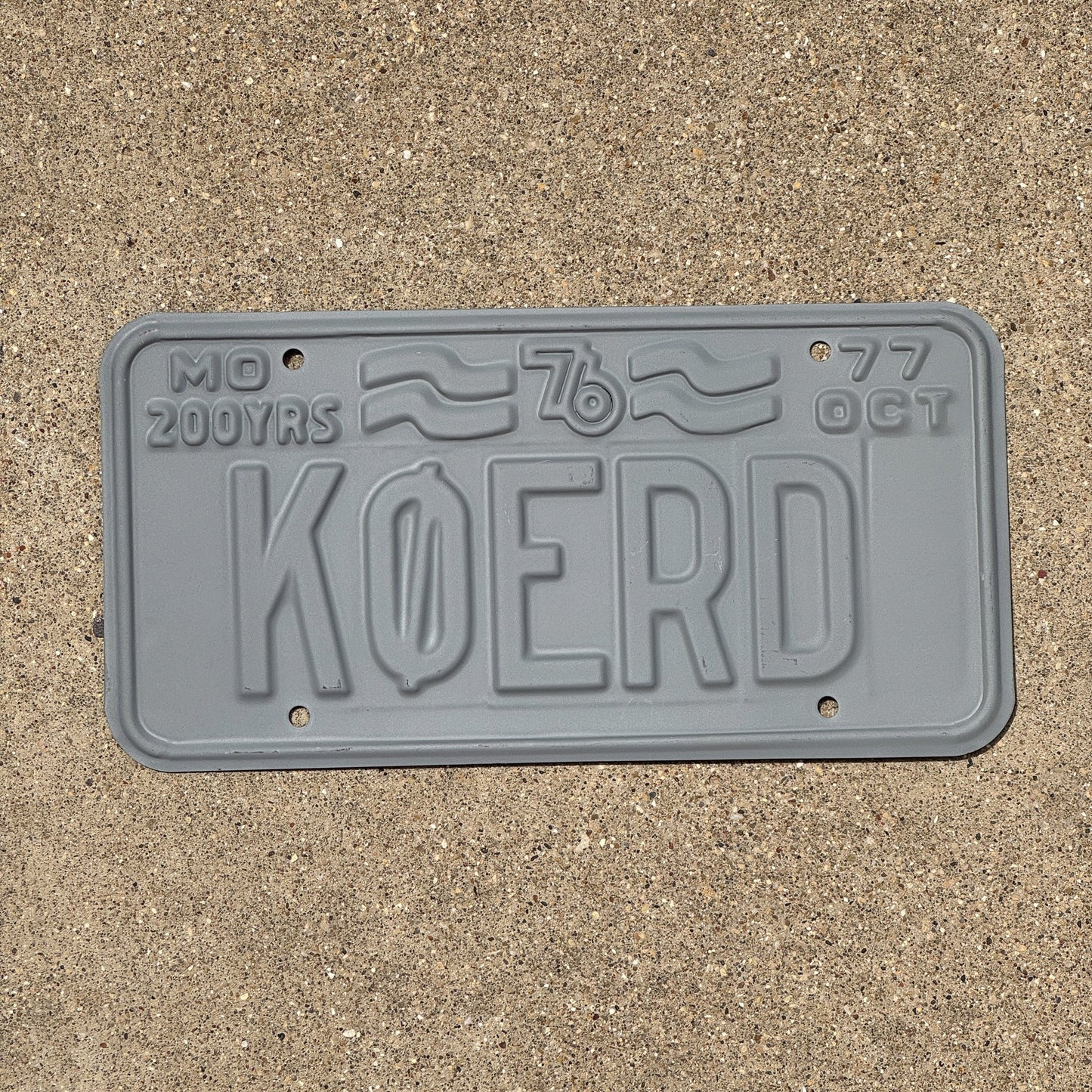 Photo of a 1977 Missouri Ham Radio License Plate Auto Tag 2 Garage Decor K0ERD