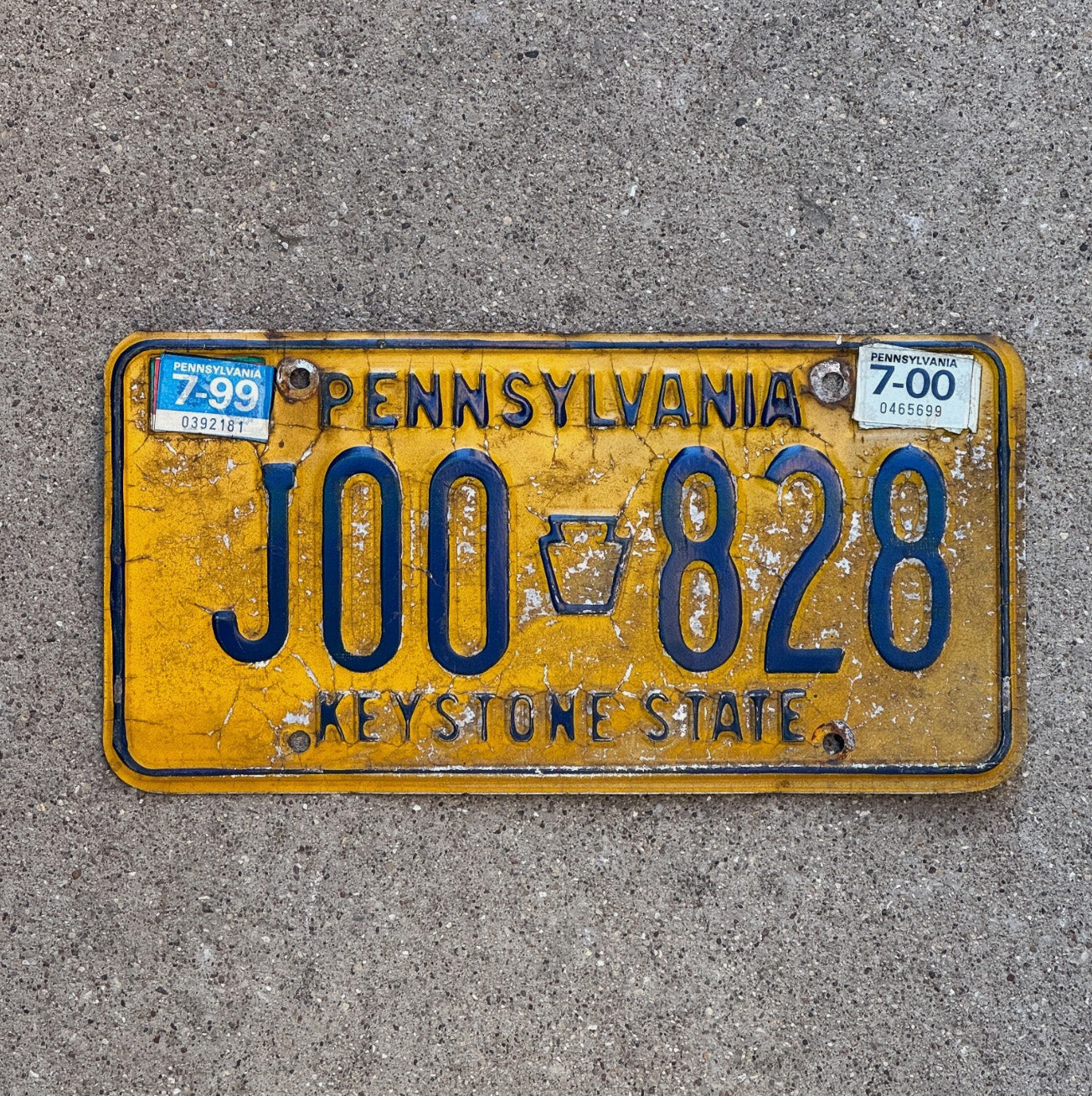 Photo of a 1977 Pennsylvania License Plate Auto Tag Garage Decor J 00828