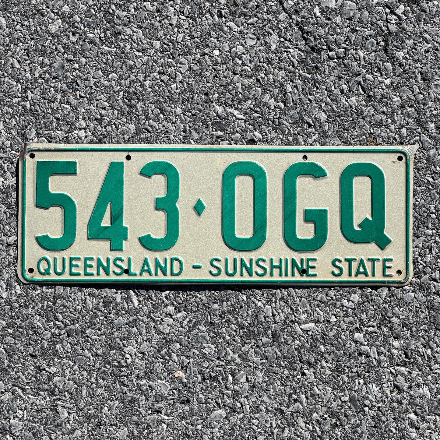 Photo of a 1977 Queensland License Plate Auto Tag Garage Decor Vintage 543 0GQ