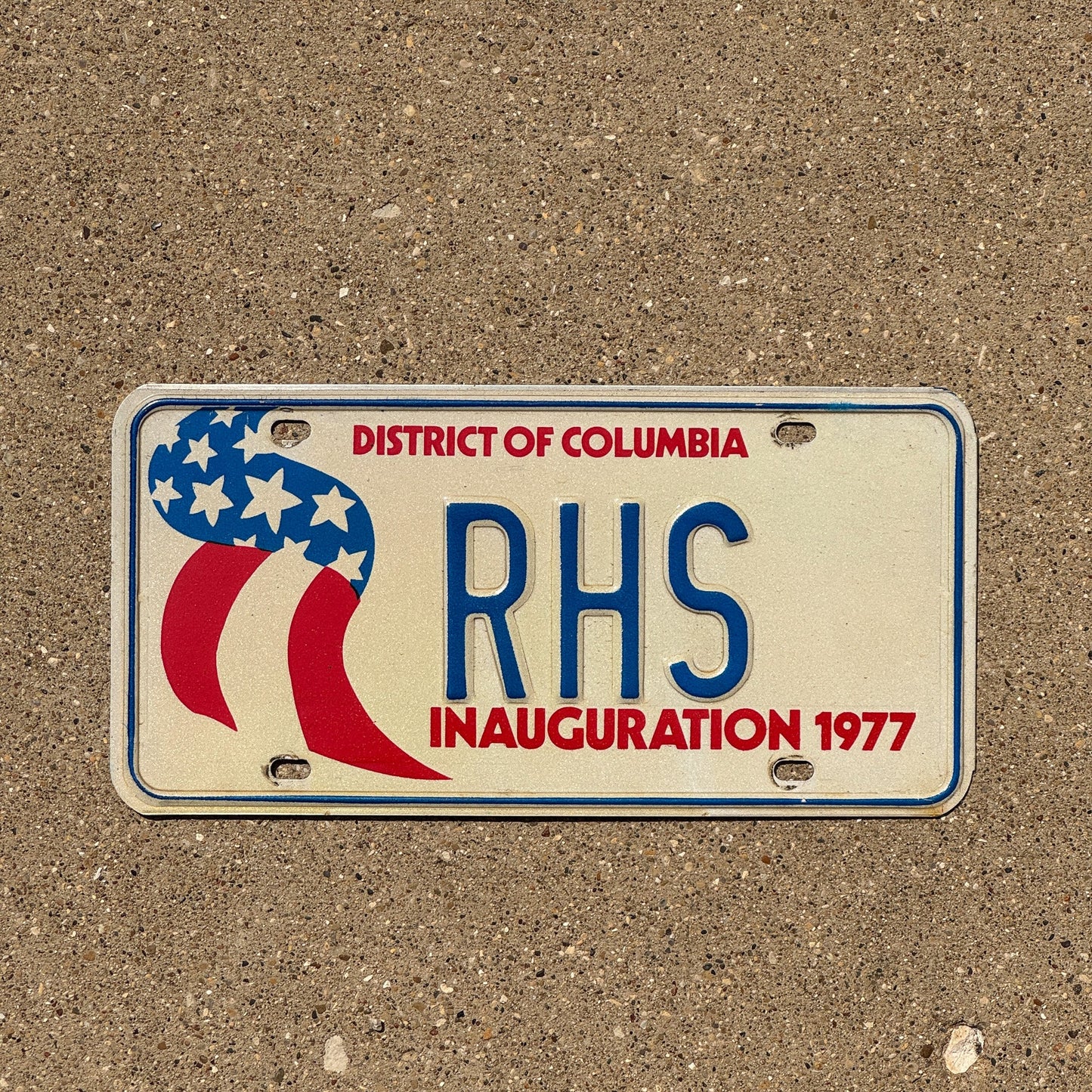 Photo of a 1977 Washington DC Inaugural License Plate Auto Tag 2 Garage Decor Carter Inauguration RHS