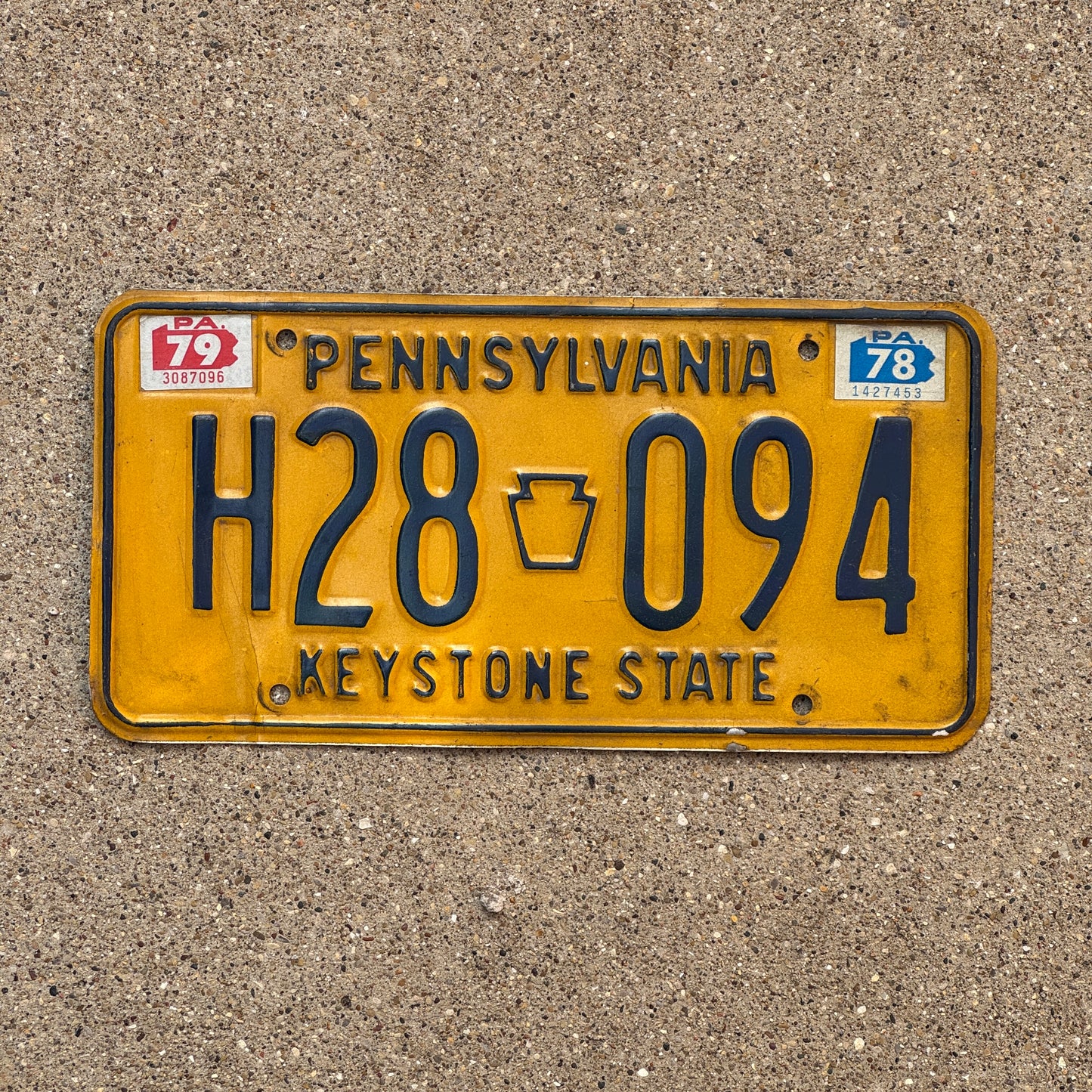 1977 1978 Pennsylvania License Plate Auto Tag Keystone H 28094