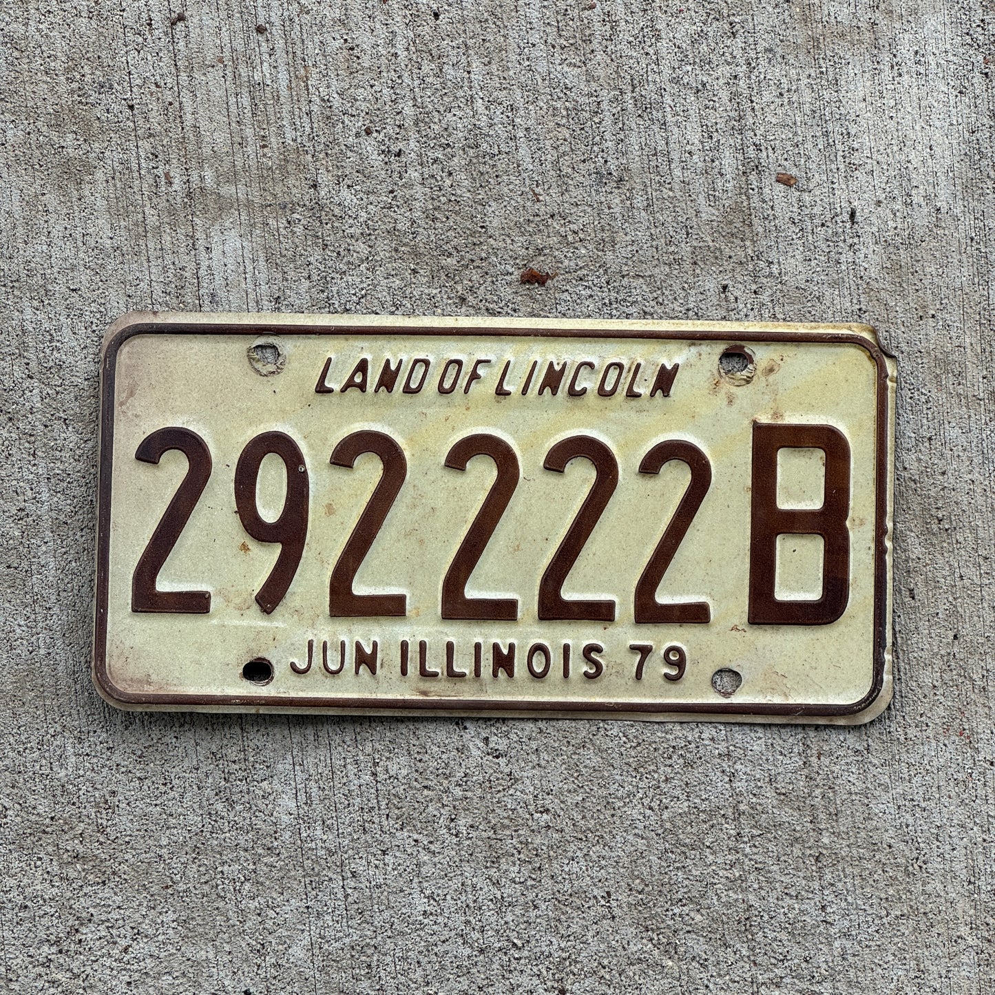 Photo of a 1978 1979 Illinois Truck License Plate Auto Tag Garage Decor Vintage Repeat Repeating 292 222 B with original patina