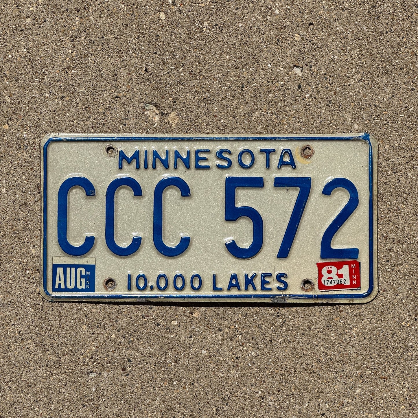 Photo of a 1978 1981 Minnesota License Plate Auto Tag Garage Decor Vintage Repeat Repeating CCC 572