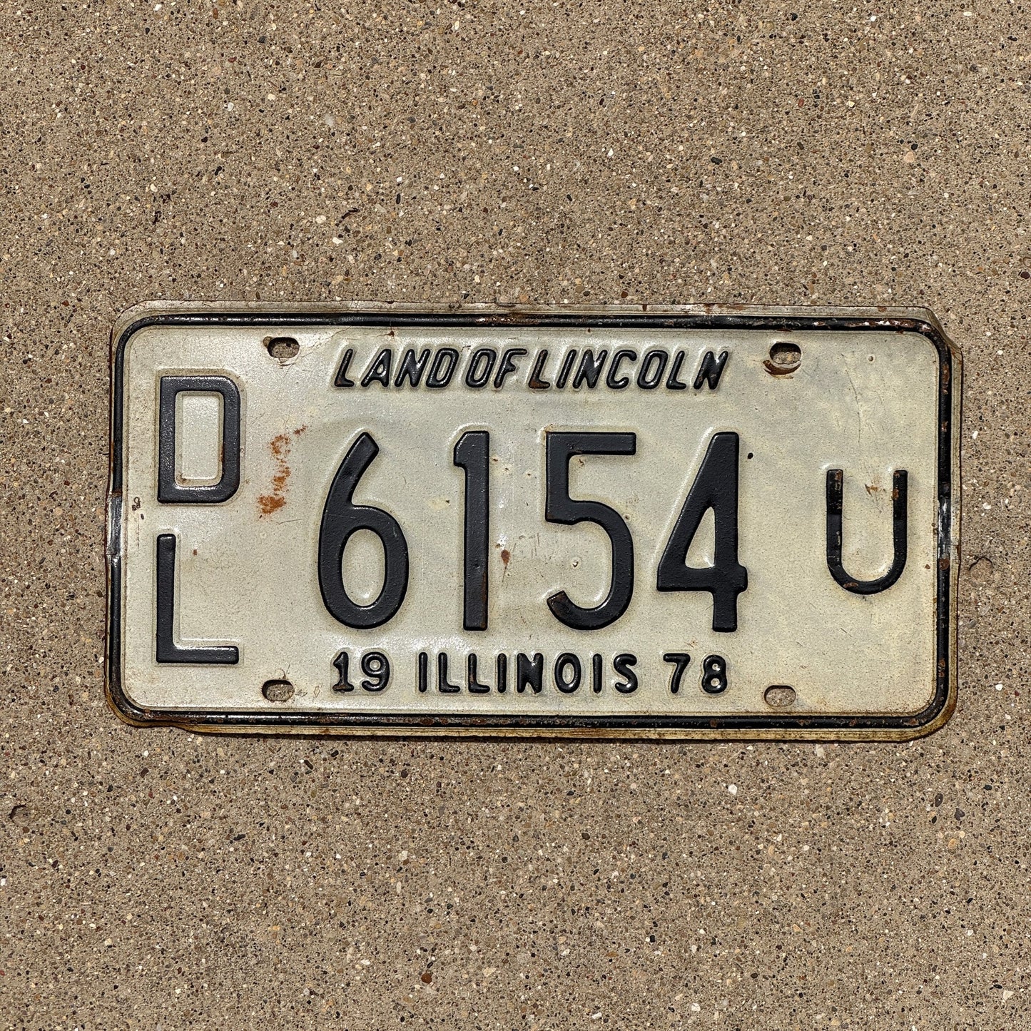 Photo of a 1978 Illinois Dealer License Plate Auto Tag 2 Garage Decor DL 6154 U