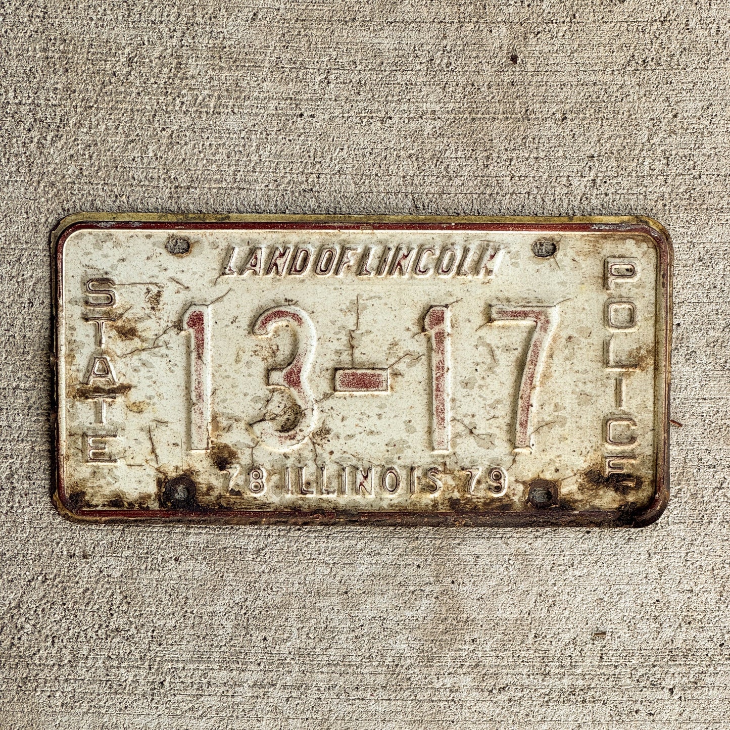 Photo of a 1978 Illinois State Police License Plate Auto Tag Garage Decor Vintage Patrol Cop Trooper 13-17