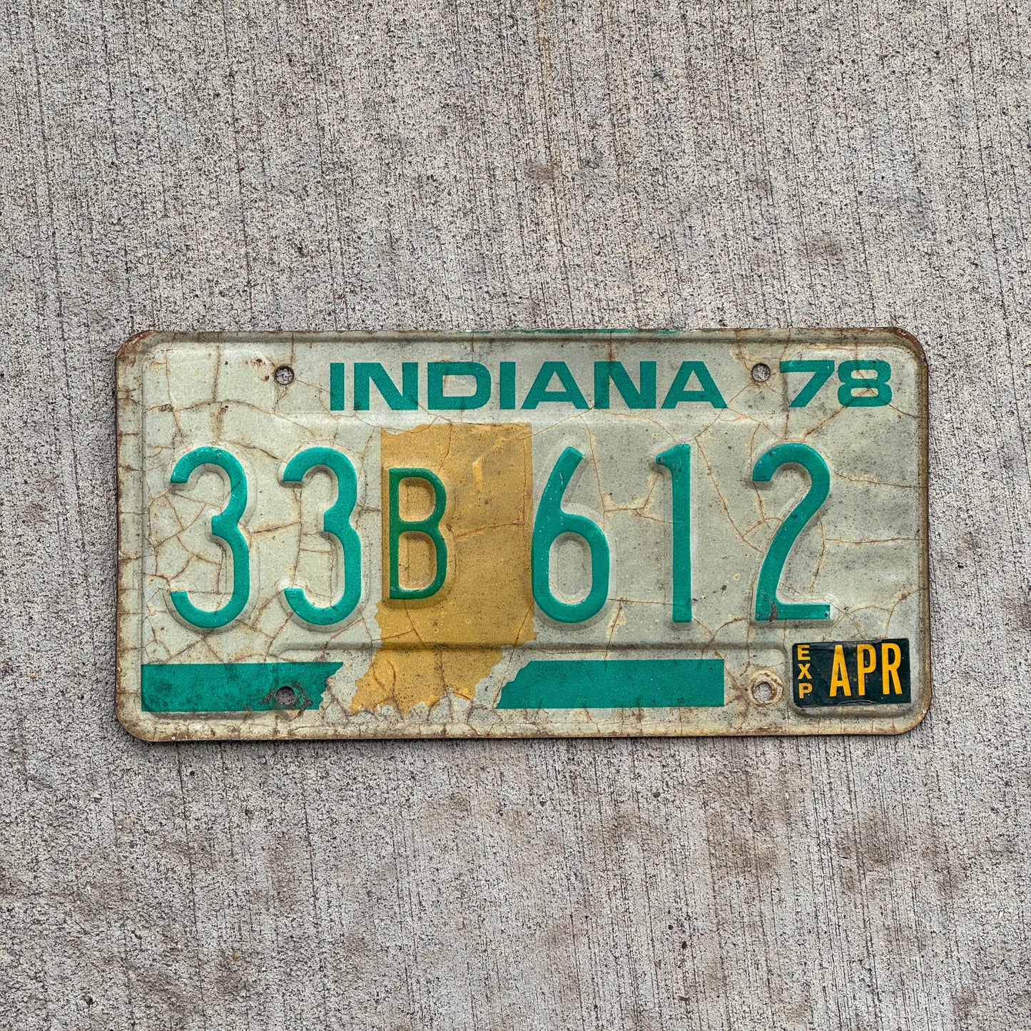 Photo of a 1978 Indiana License Plate Auto Tag Garage Decor Vintage 33 B 612 with original patina