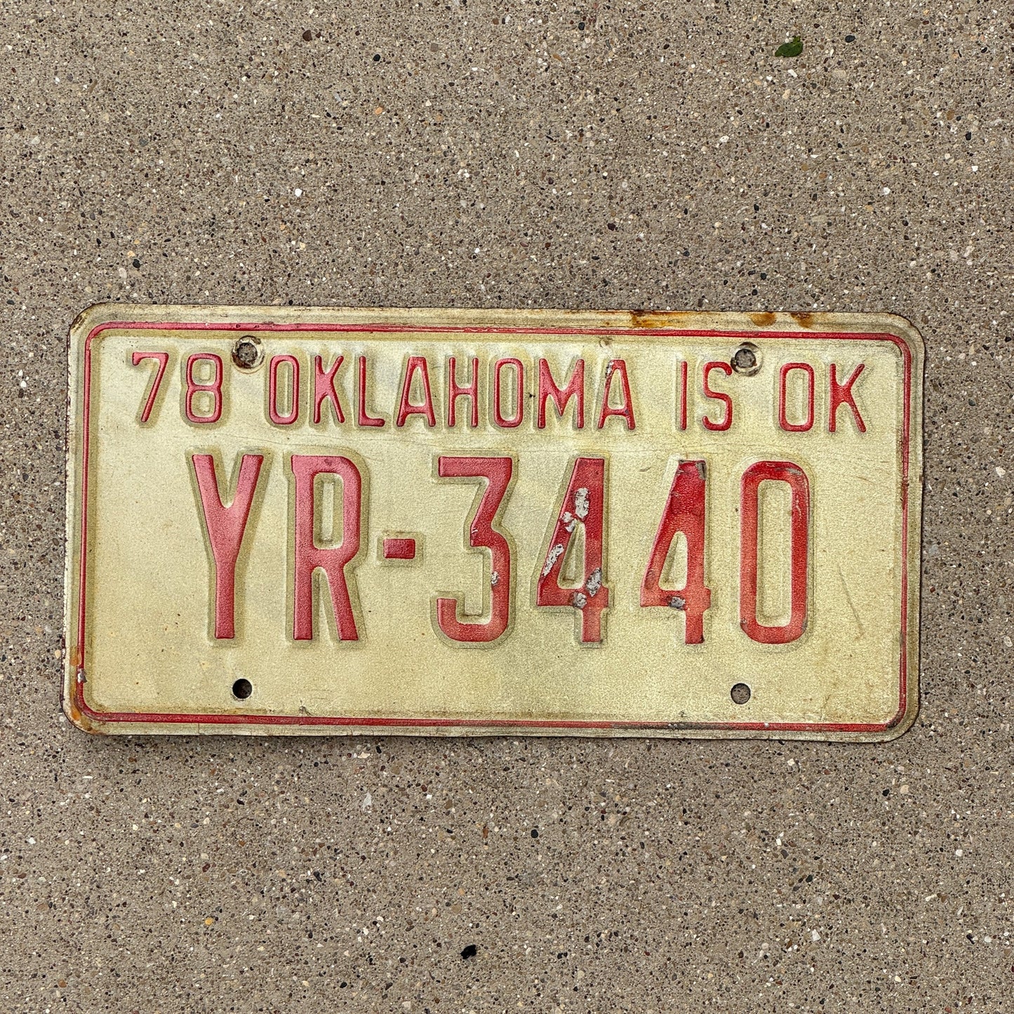 Photo of a 1978 Oklahoma License Plate Auto Tag Garage Decor Vintage YR 3440